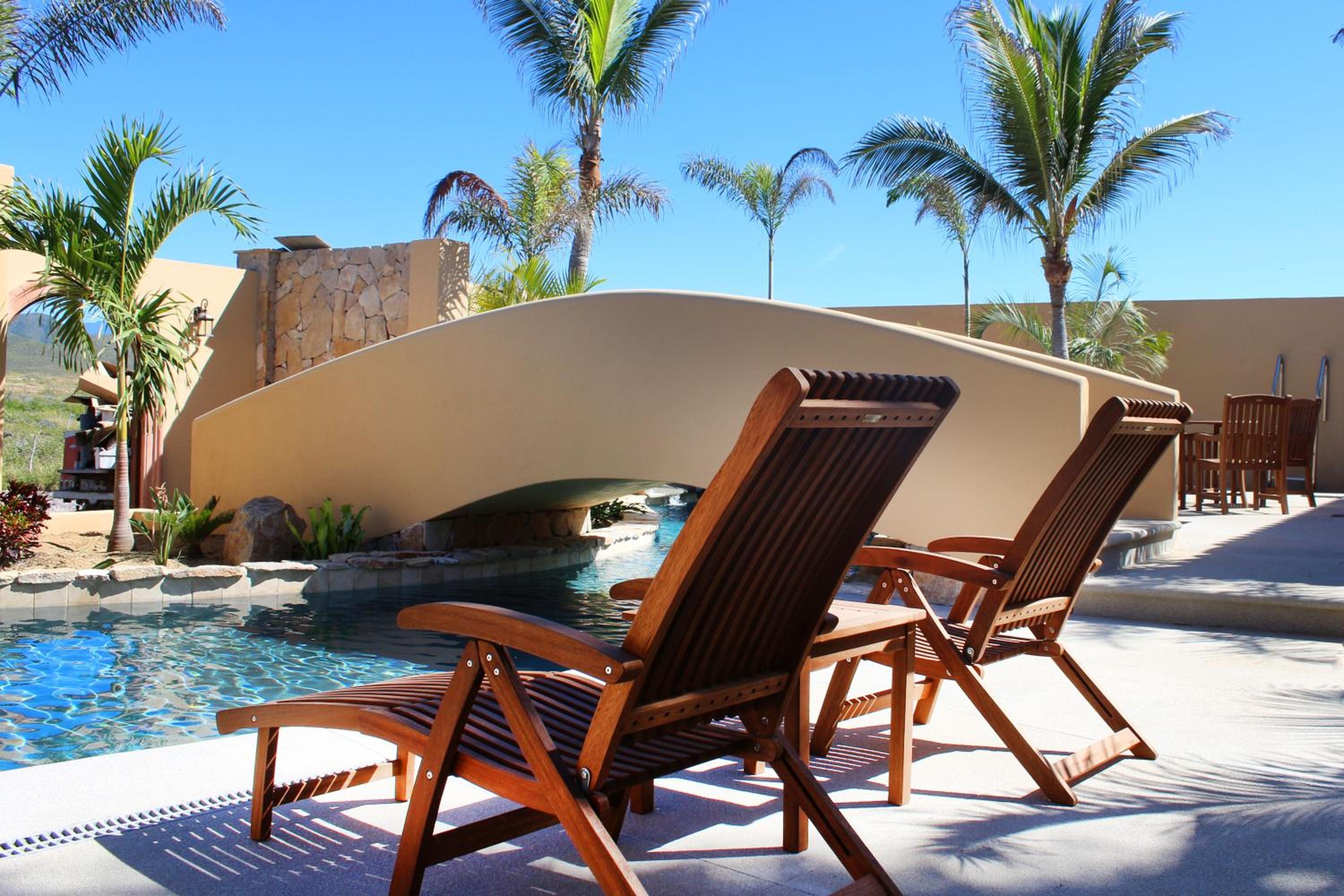 Cerritos Beach Inn