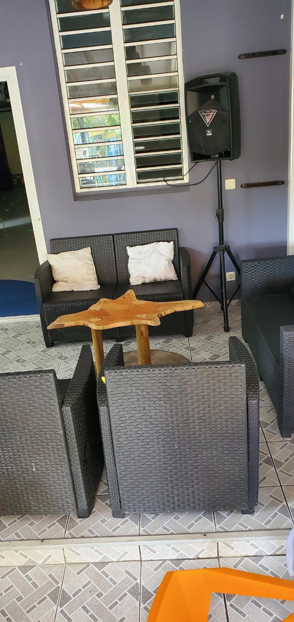 lounge