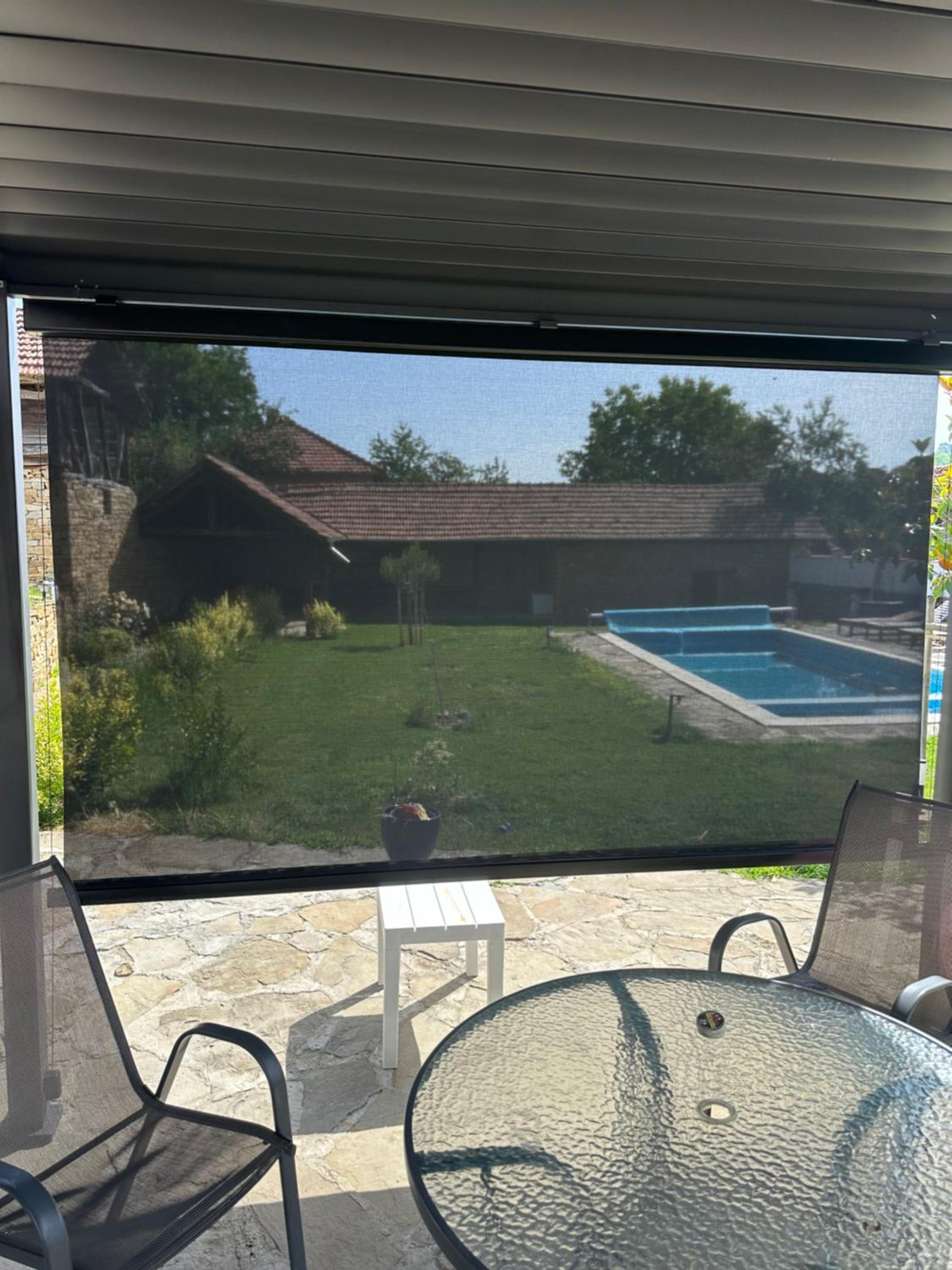 Chez le Colonel Pool House