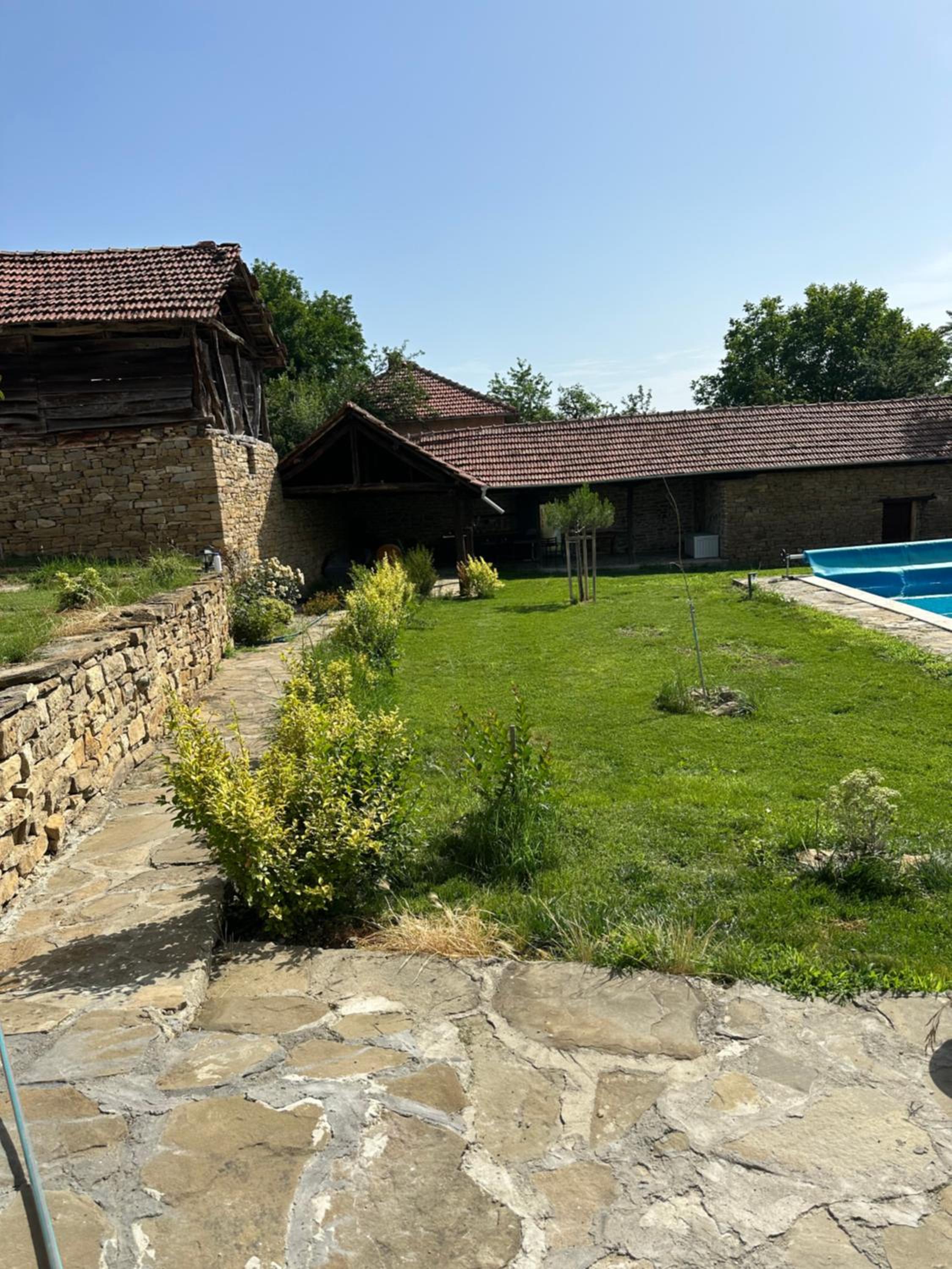 Chez le Colonel Pool House