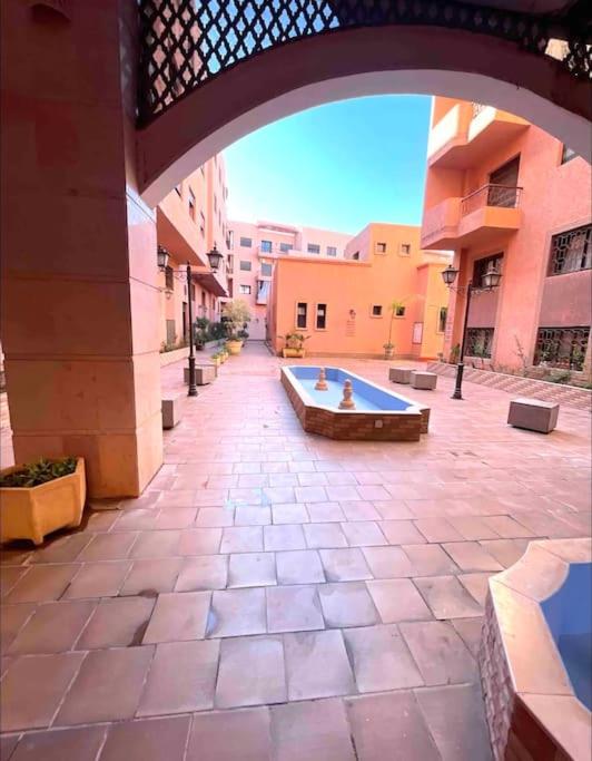 Bel Appart, très bien situé, avec piscine, Wifi, Clim, Parking view 5
