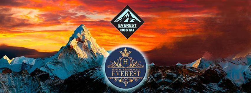 Hostal Everest