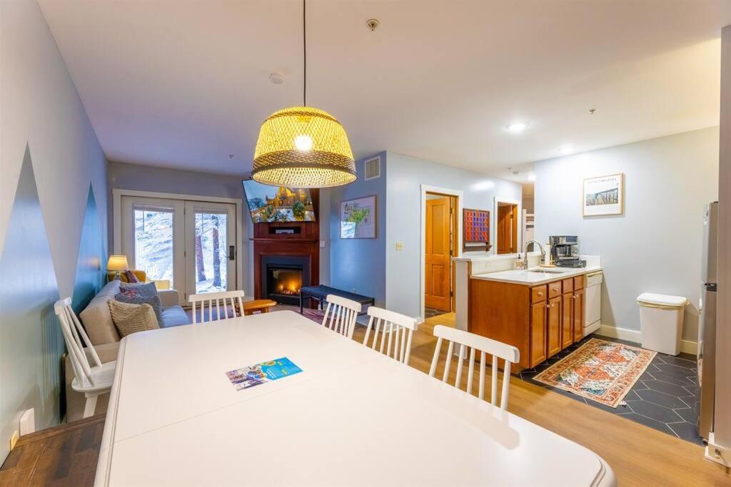 Hearthstone 1BRDen Ski-inOut Condo, Snowshoe view 5
