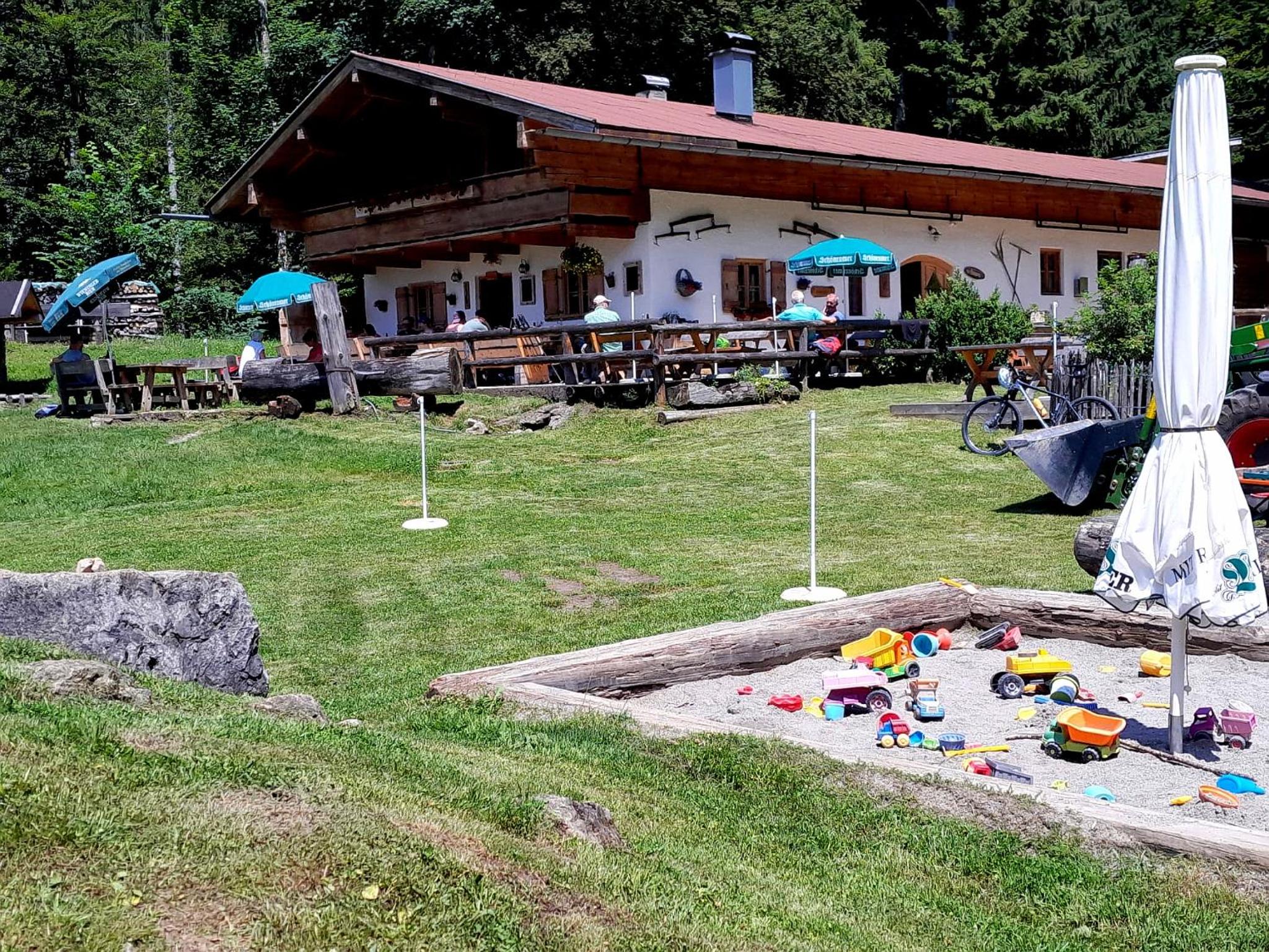 Ferienhaus Keramik-Alm mit Garten und Sauna