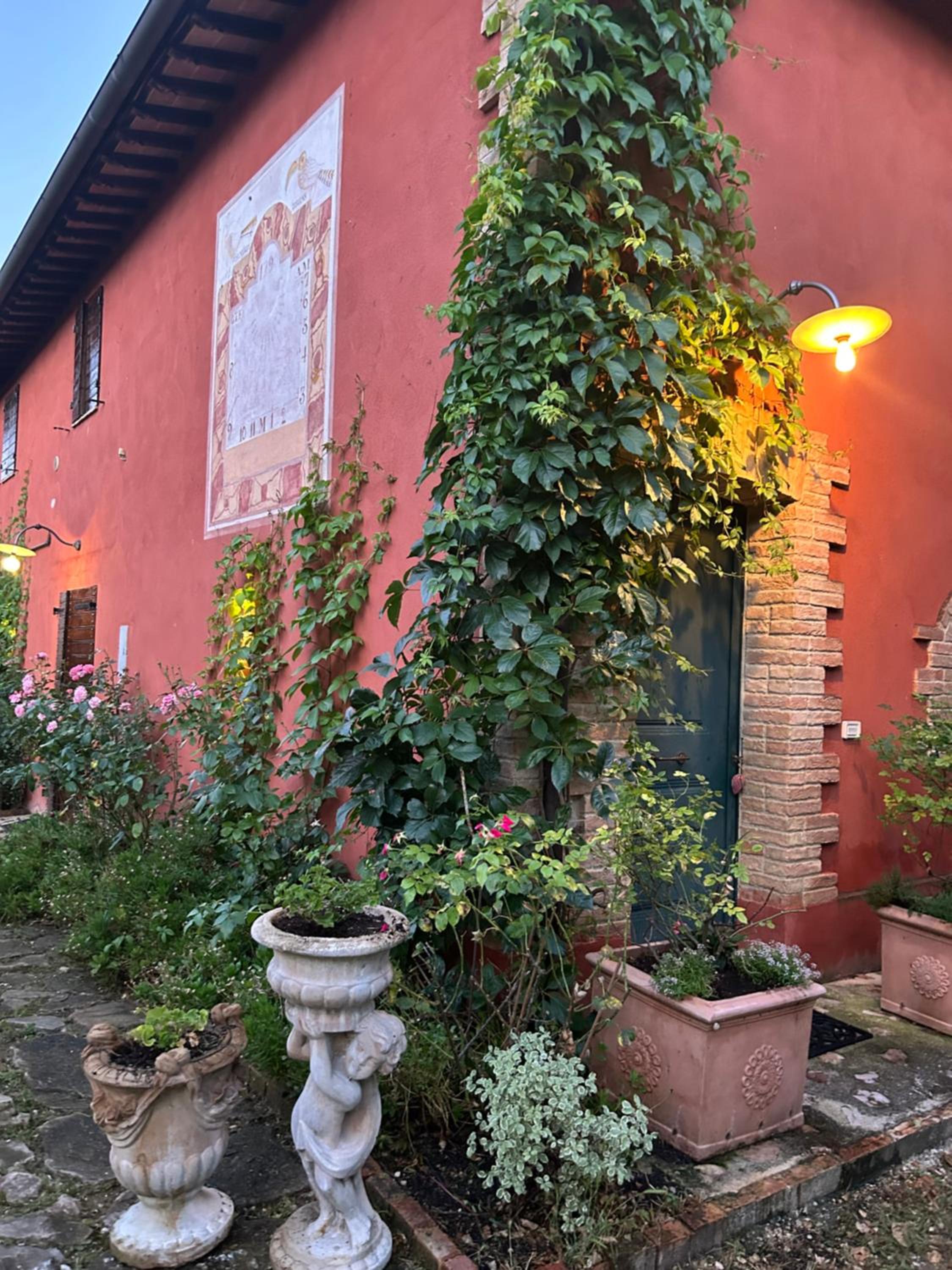 Charming Villa with swimming pool-Todi, Italy