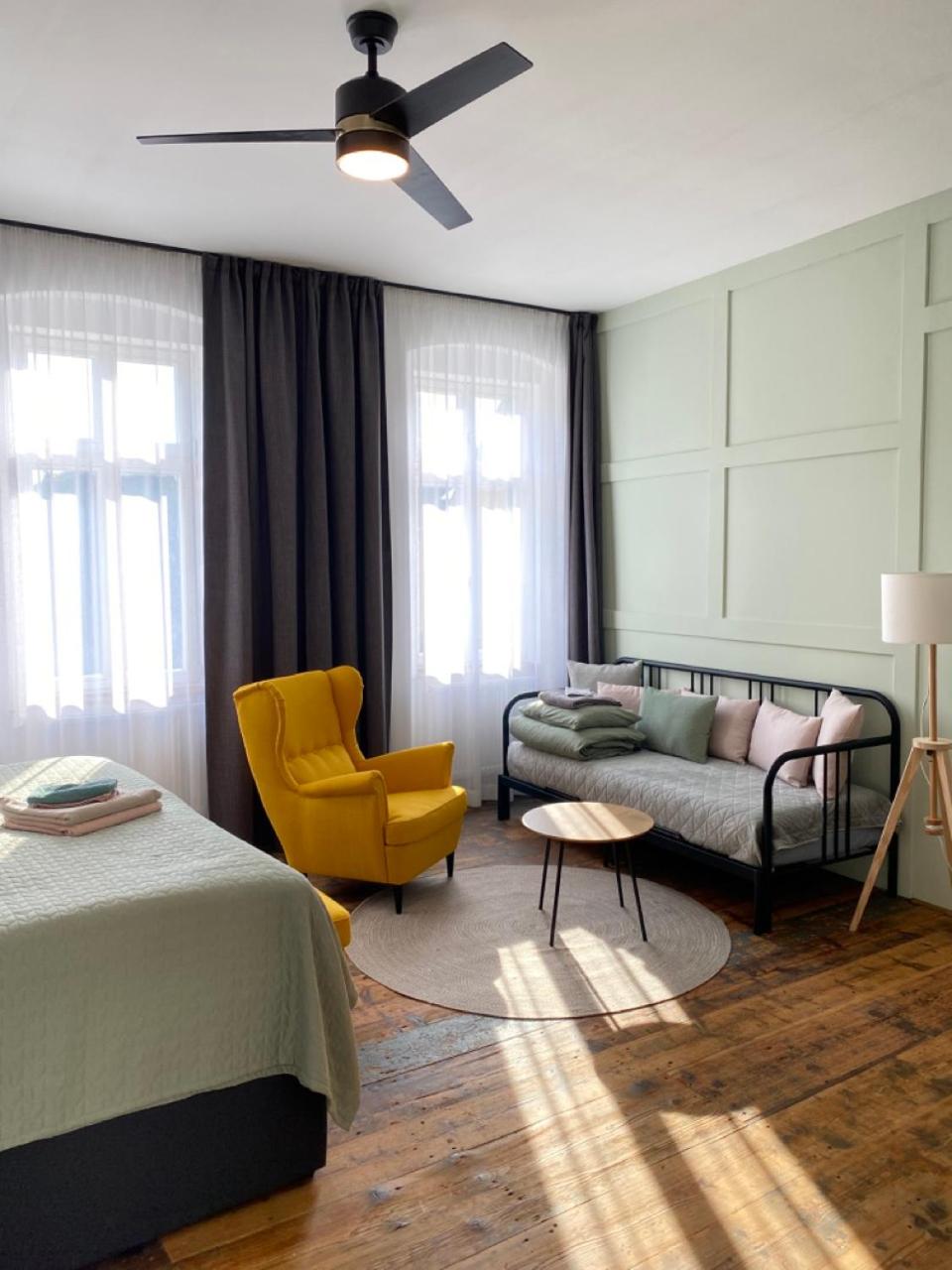 FOUR ROOMS Carlsbad Authentic