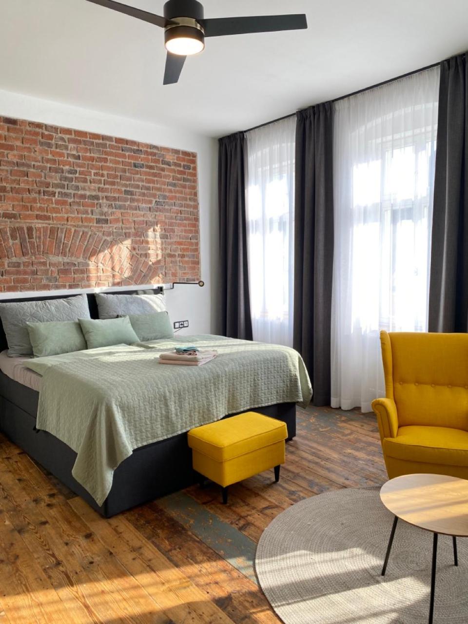 FOUR ROOMS Carlsbad Authentic