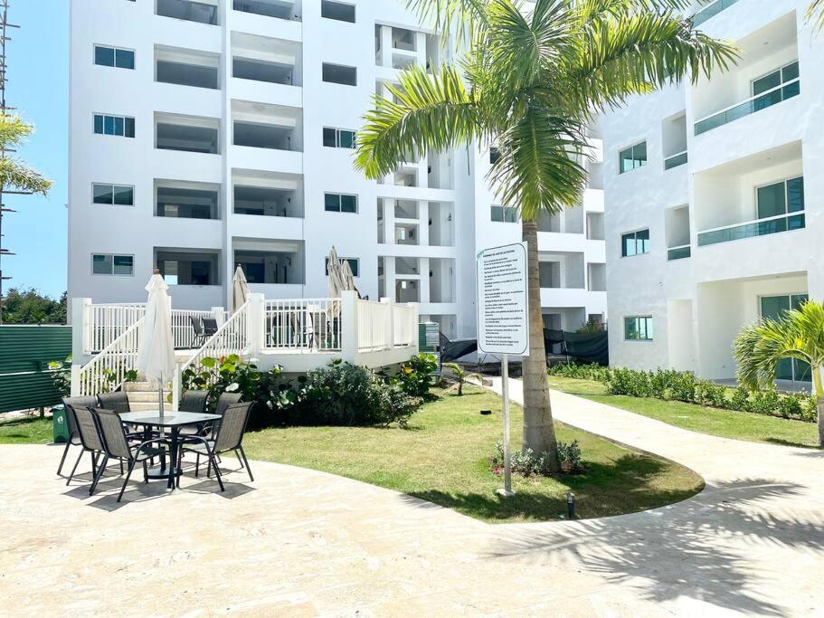 Beautiful and peaceful 2-bedroom family condo