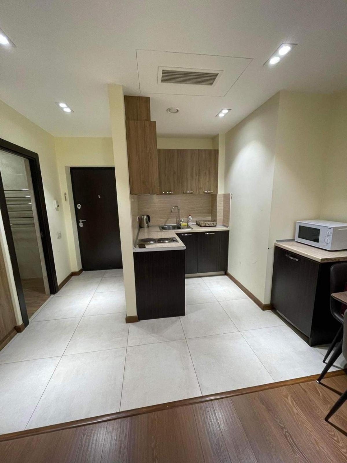 LUXUARY Studio with Balcony ,Buzand Street 17