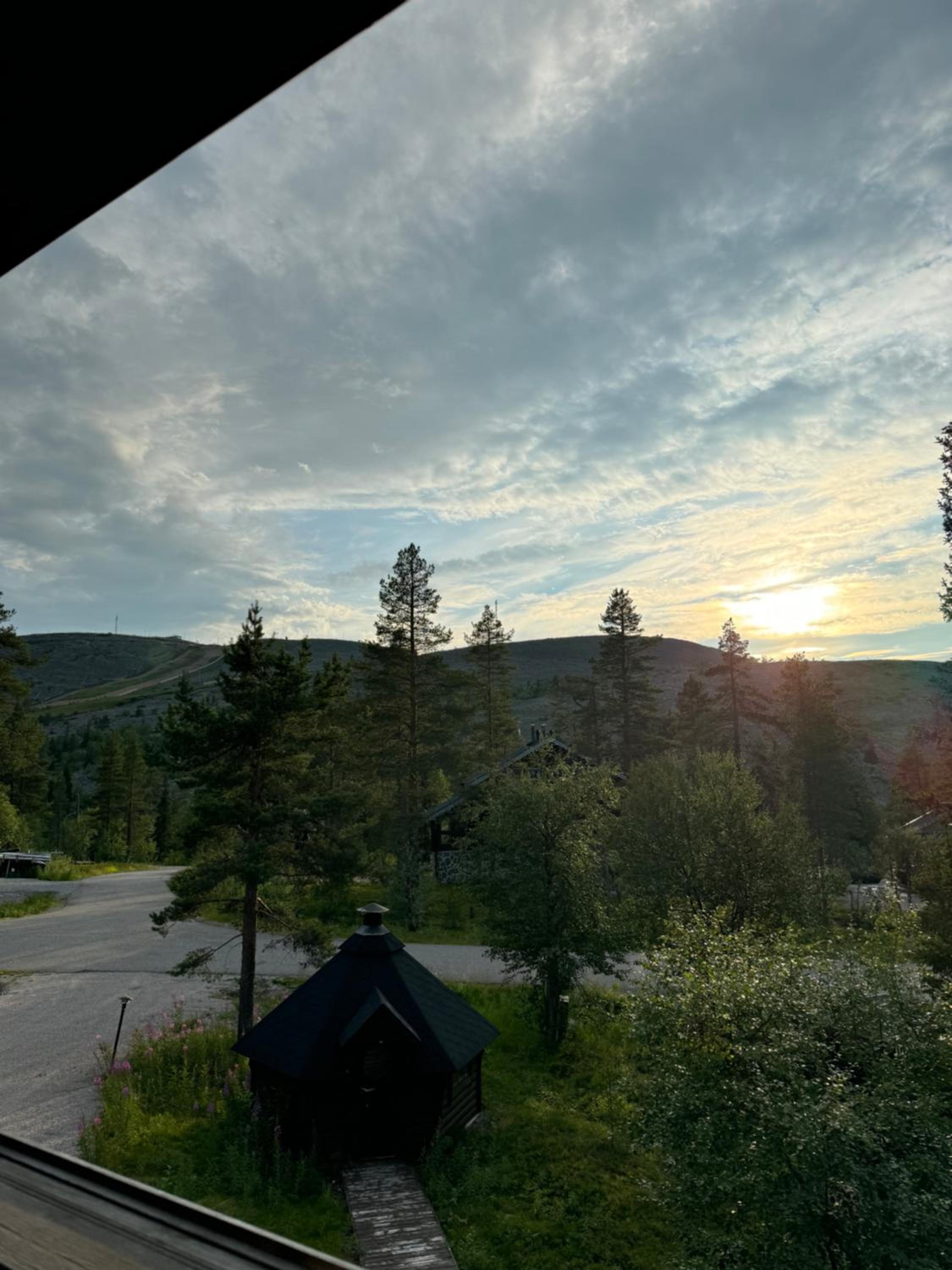 Sky Hovi Levi