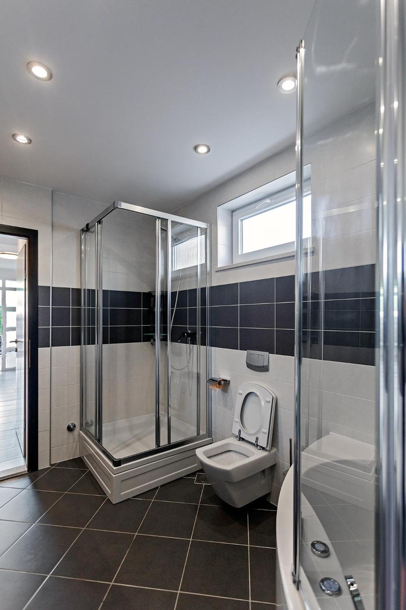 Renovated Apartments Skorin