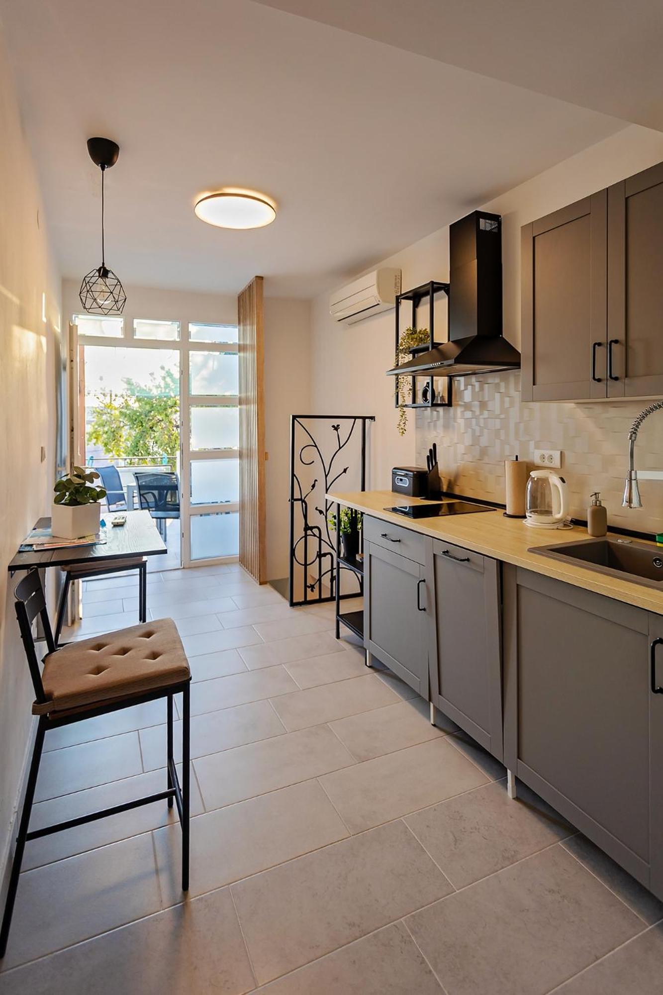 Renovated Apartments Skorin