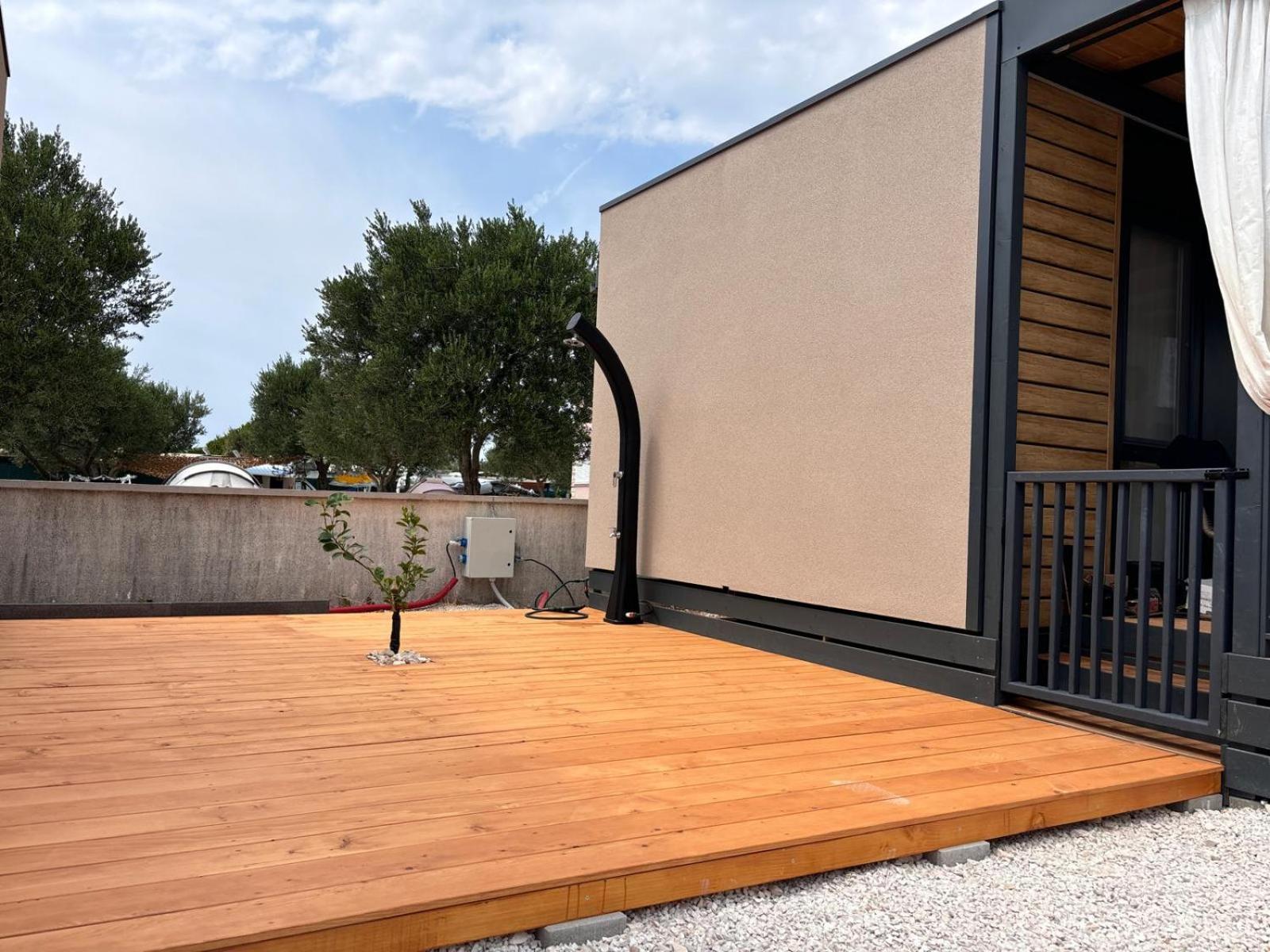 Mobile Home Sea Breeze view 3