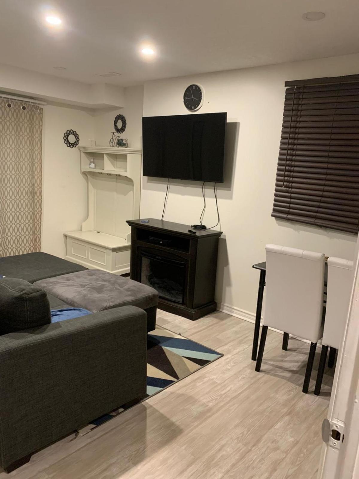 Cambridge Vacations - Lower Unit Entire Apartment - Property Image 7