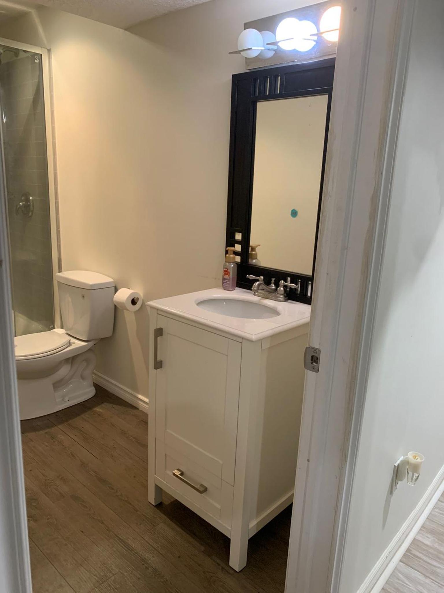 Cambridge Vacations - Lower Unit Entire Apartment - Property Image 13