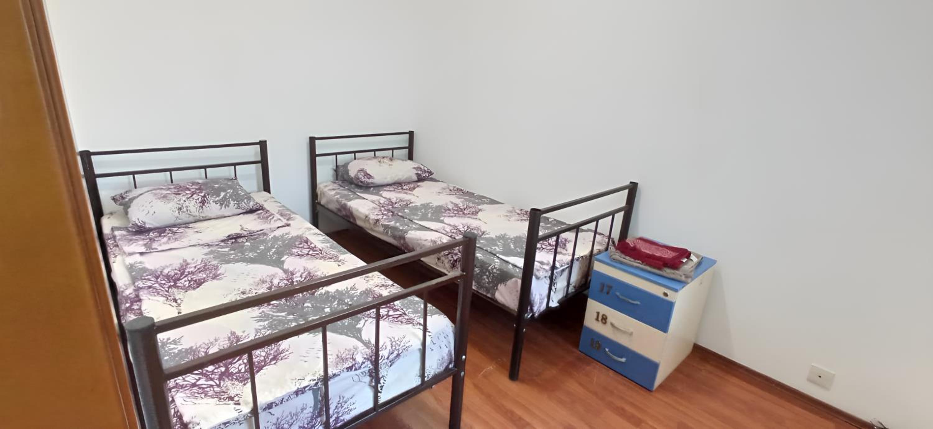 Double Gates Apartment