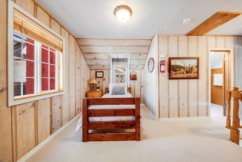 Lake Tahoe Vacations - Alpine Cottage Hideaway - Property Image 46