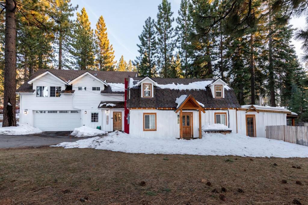 Lake Tahoe Vacations - Alpine Cottage Hideaway - Property Image 11
