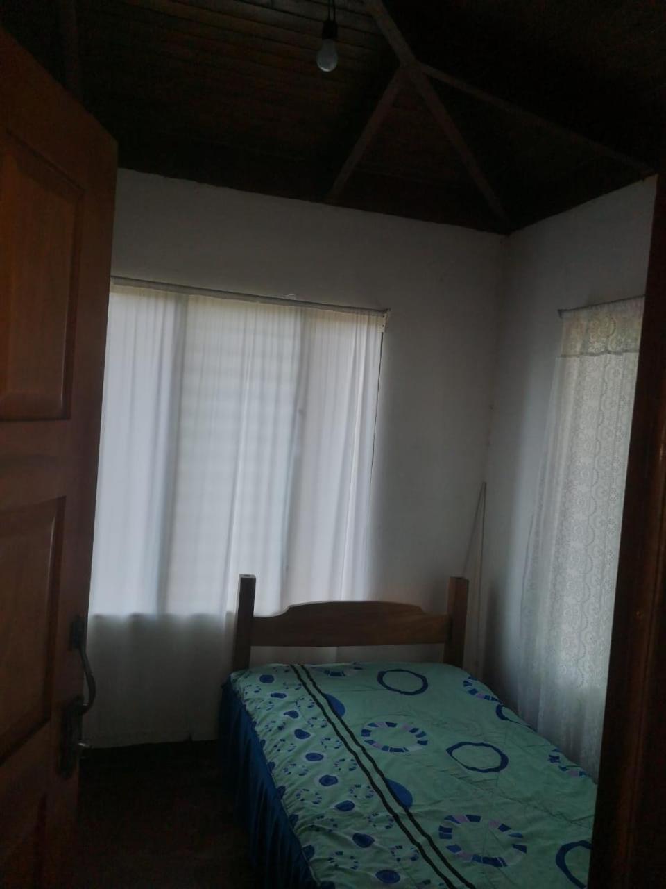 Cerro Azul Nandayure - Felo Chavarría