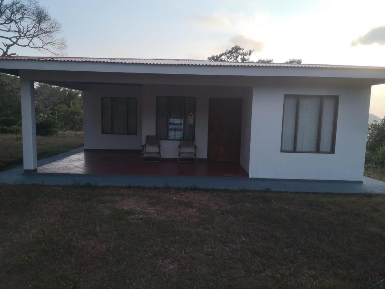 Cerro Azul Nandayure - Felo Chavarría