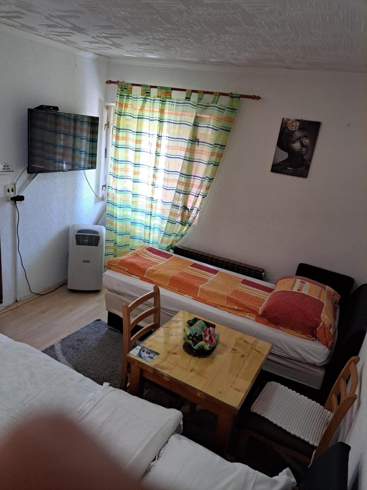 Apartmani Konta