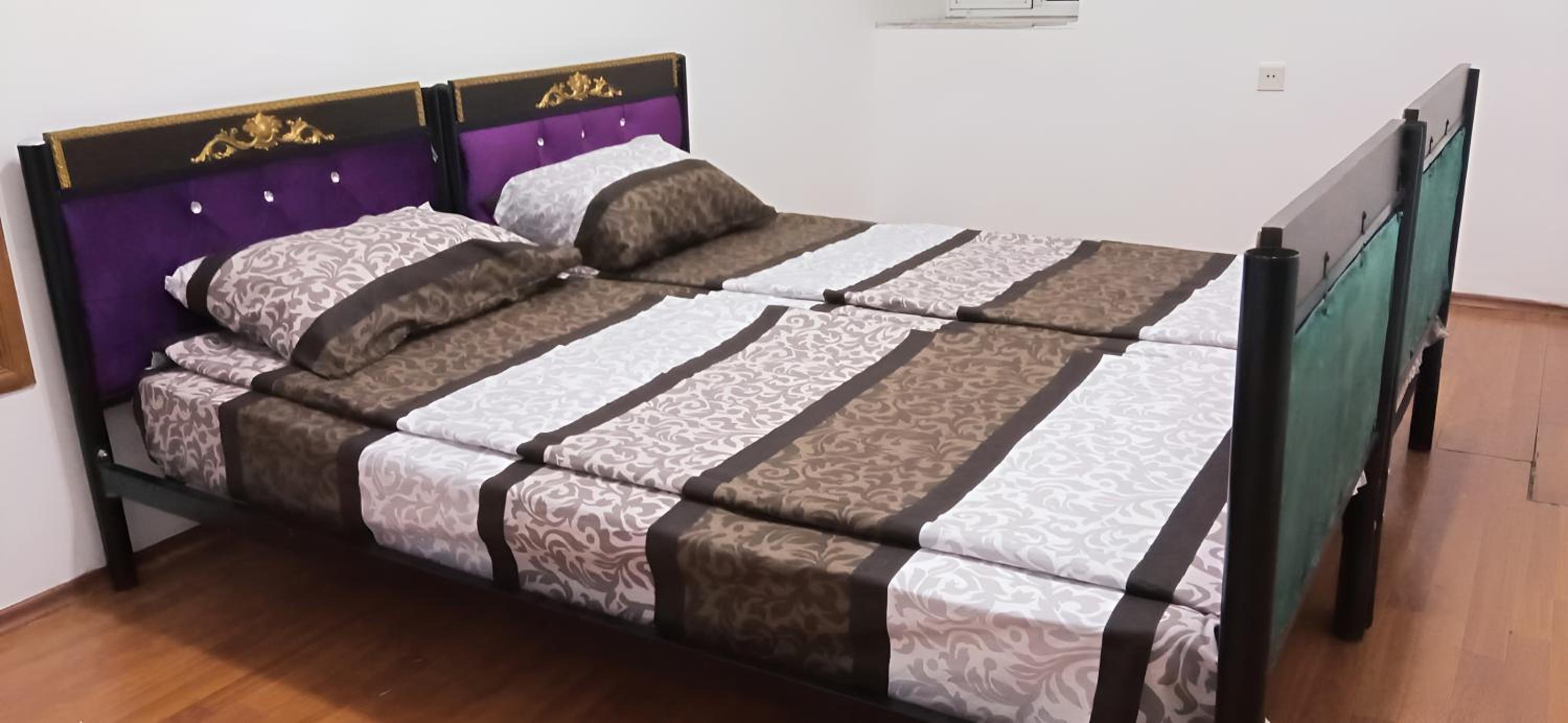 Double Gates Apartment