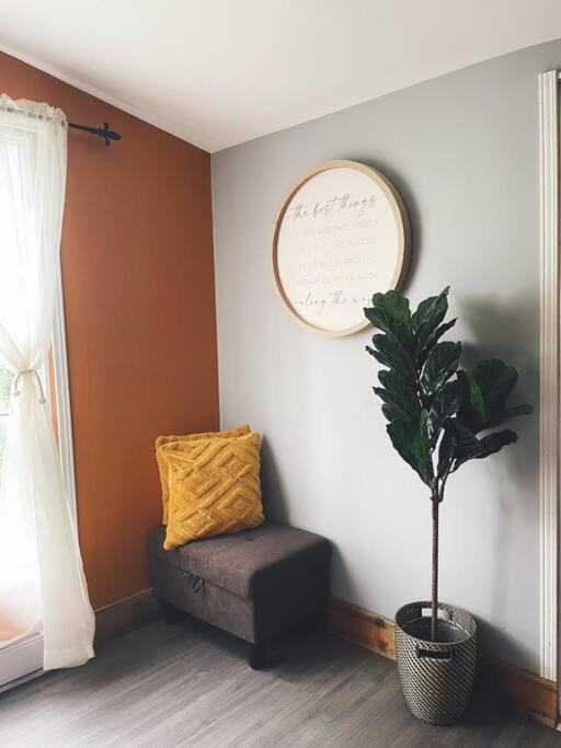 Escape to Corry Lake Cottage