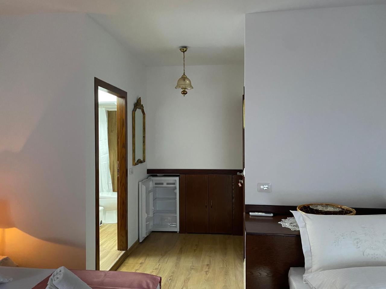 Yuri Guest House