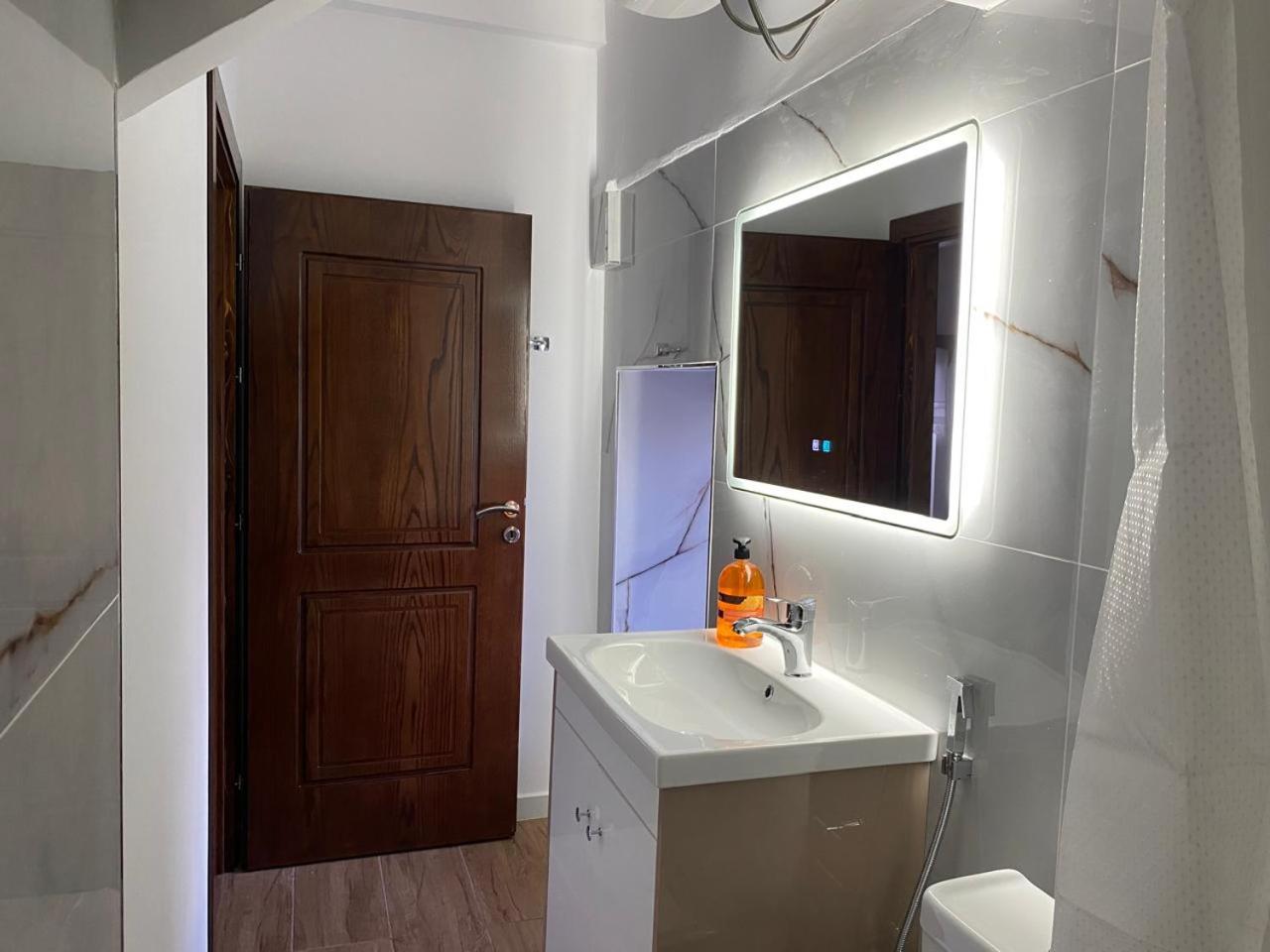 Yuri Guest House