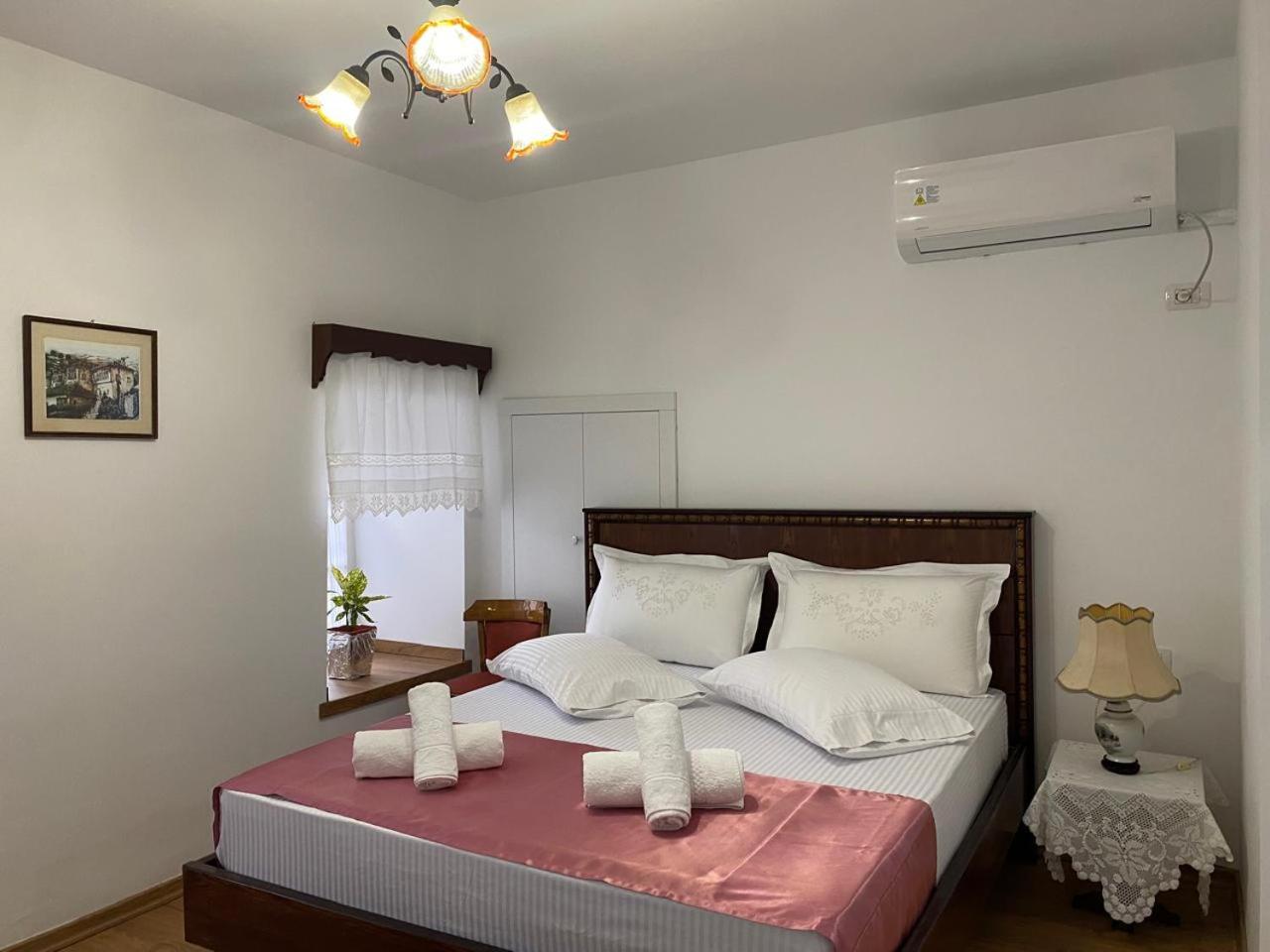 Yuri Guest House