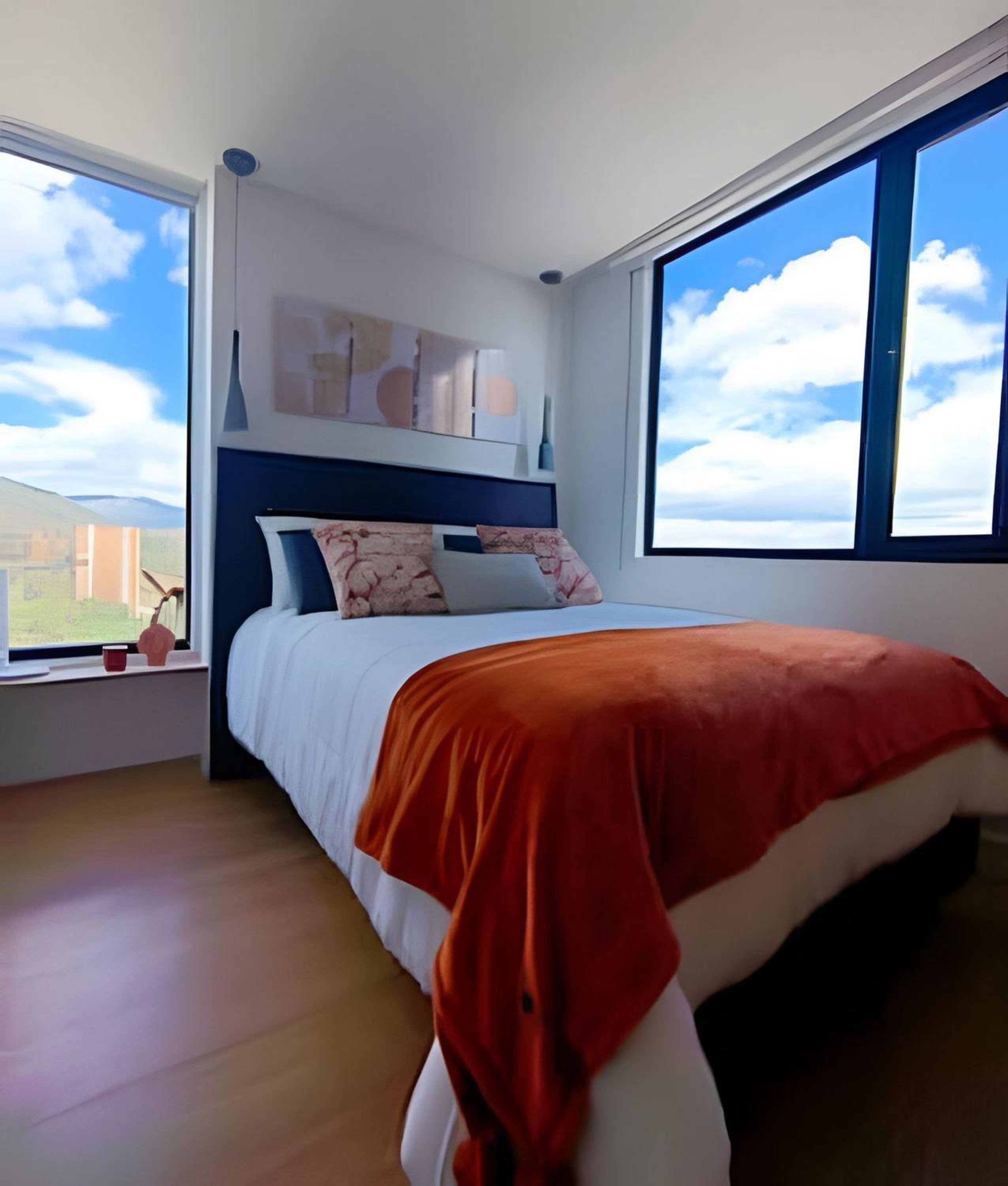 Comfort with panoramic balcony, parking, Usaquén