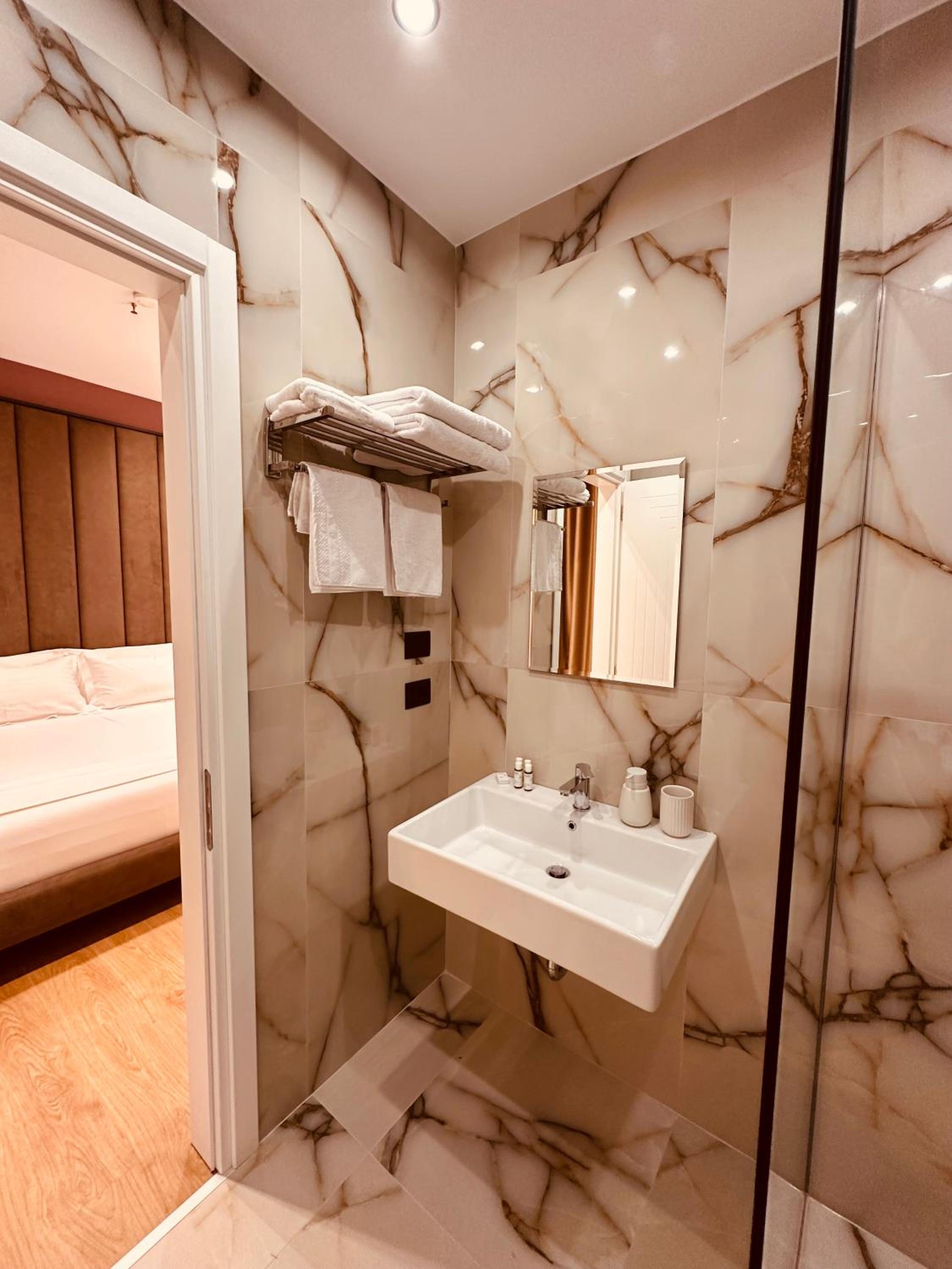 Azul Rooms Tirana