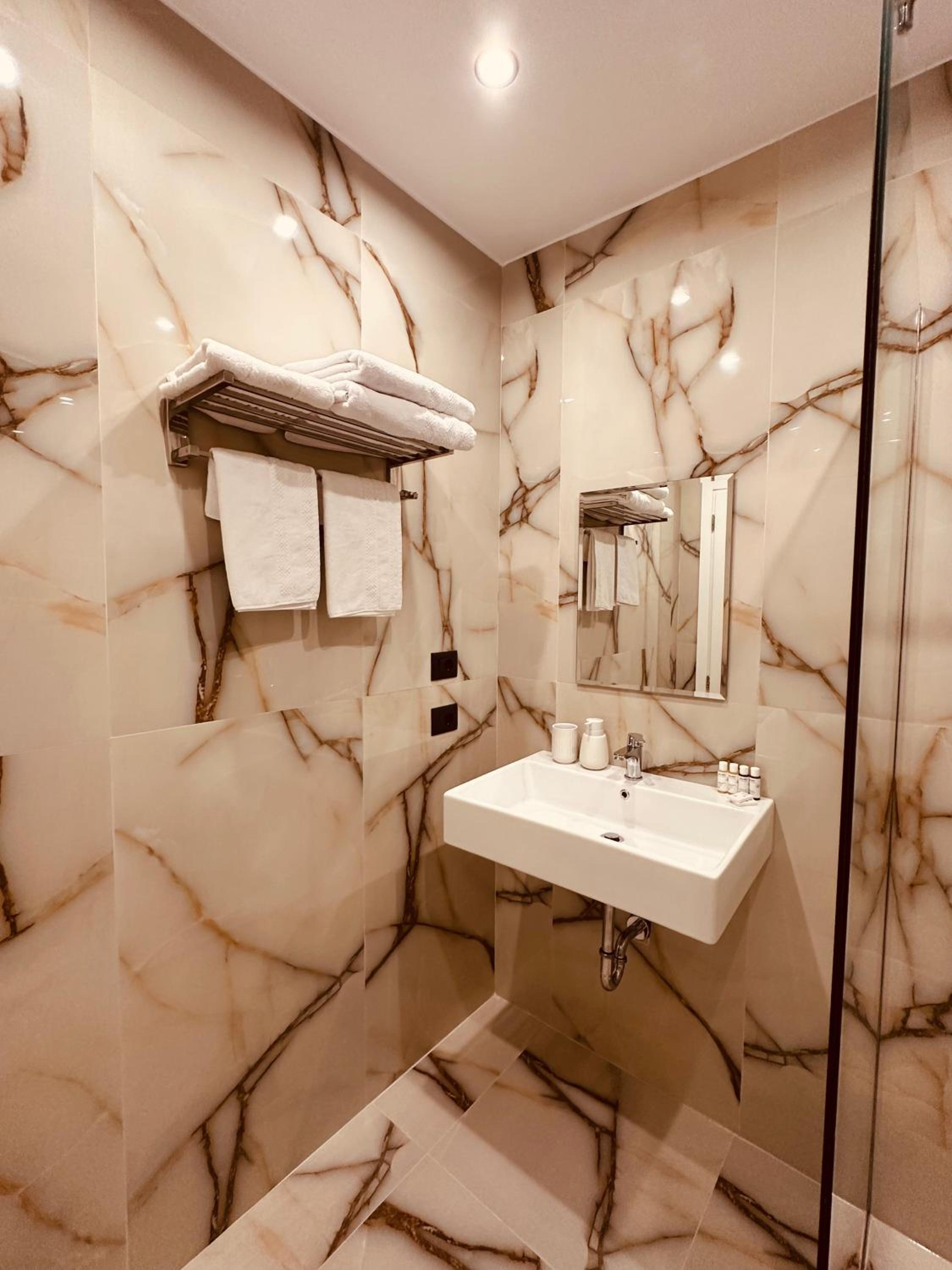 Azul Rooms Tirana
