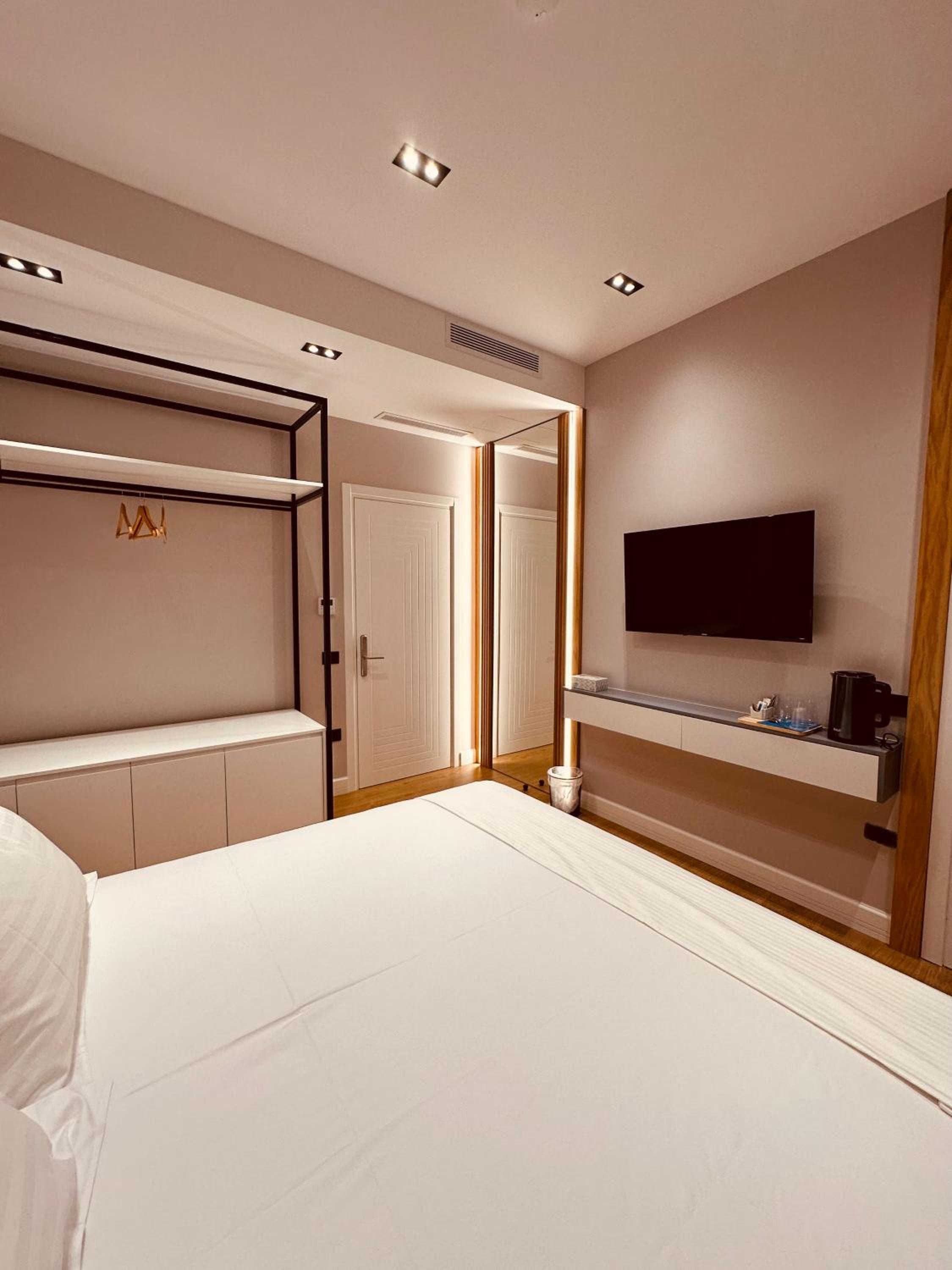 Azul Rooms Tirana