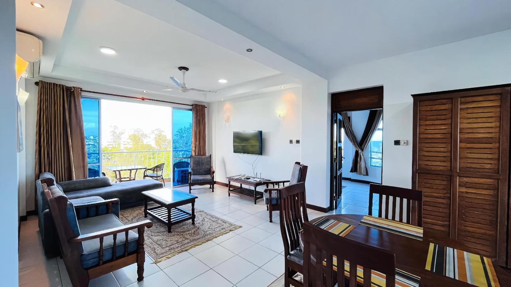 Beachfront Paradise Apartment