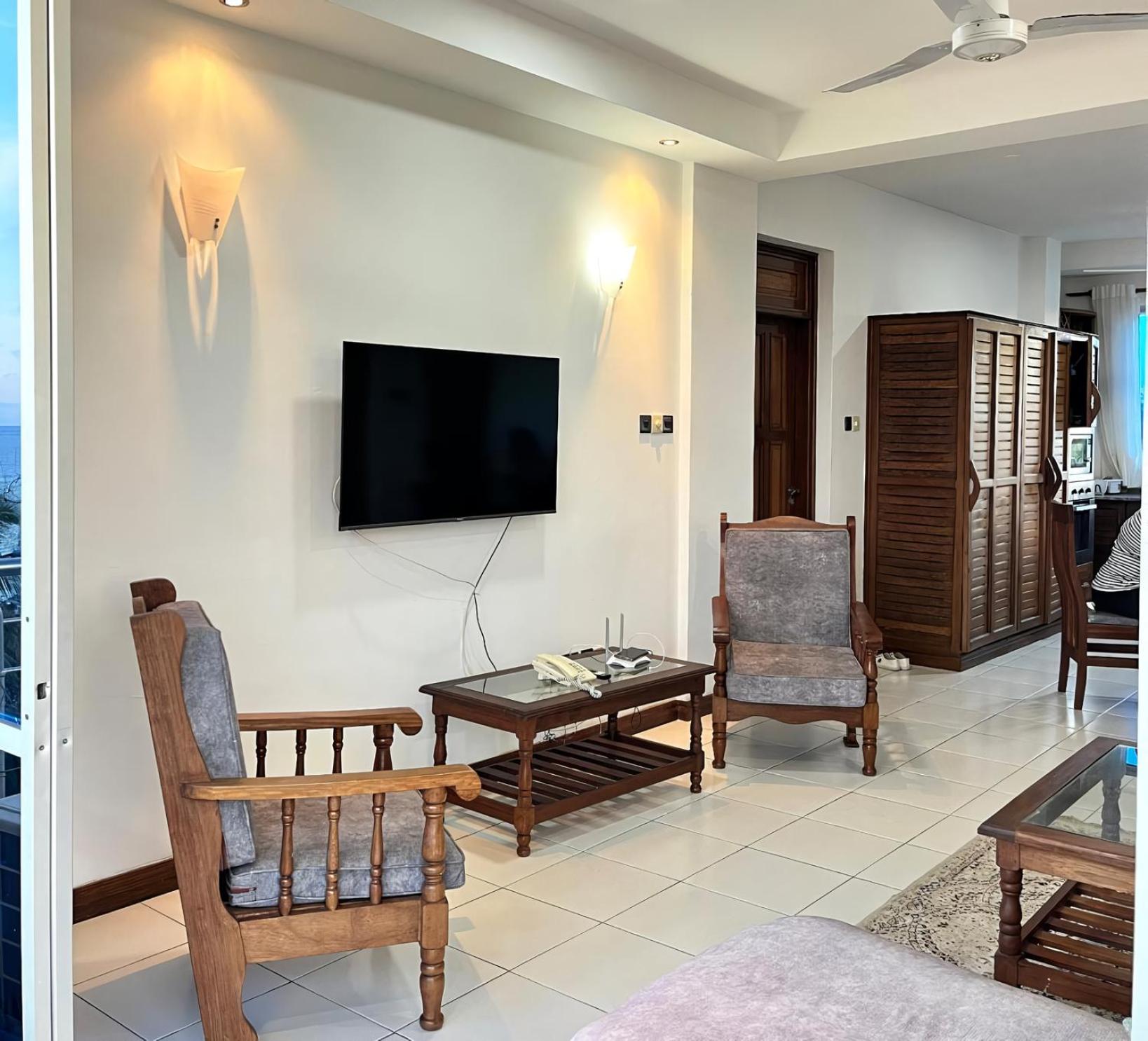 Beachfront Paradise Apartment