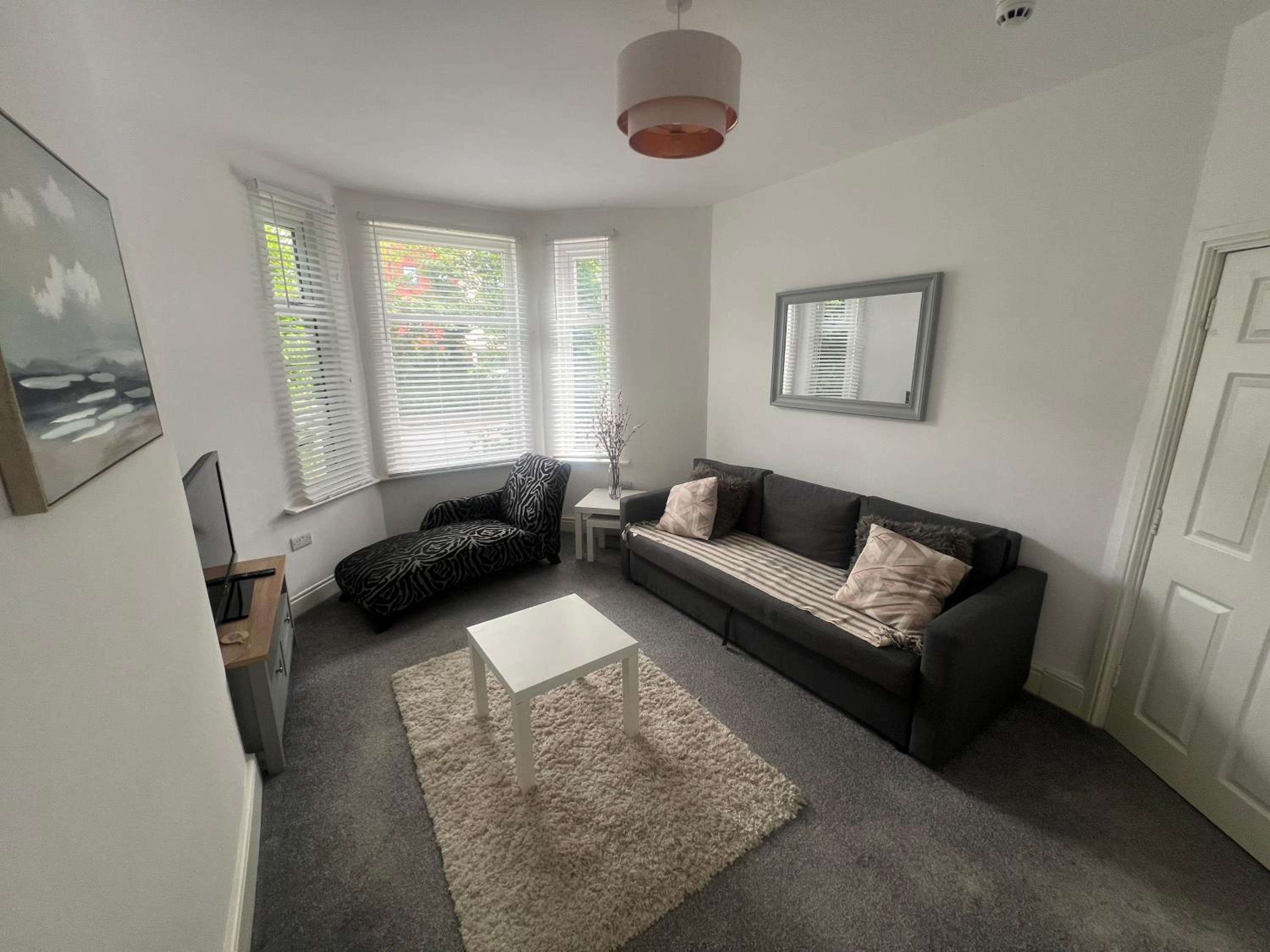 New Flat in Lytham St Annes - Sleeps 4 view 2