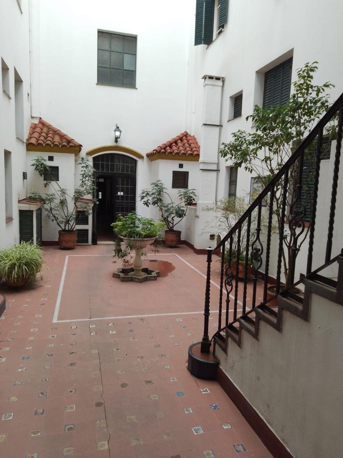 Acogedor e impecable apartamento neocolonial