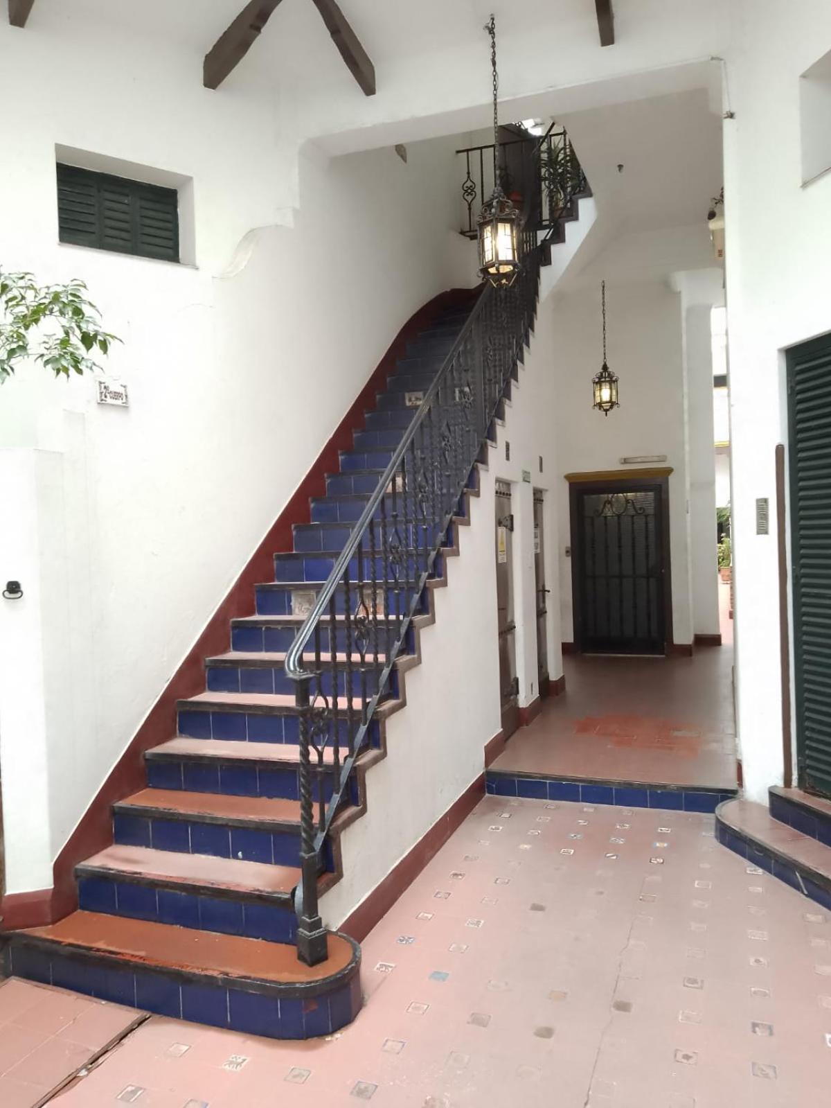 Acogedor e impecable apartamento neocolonial