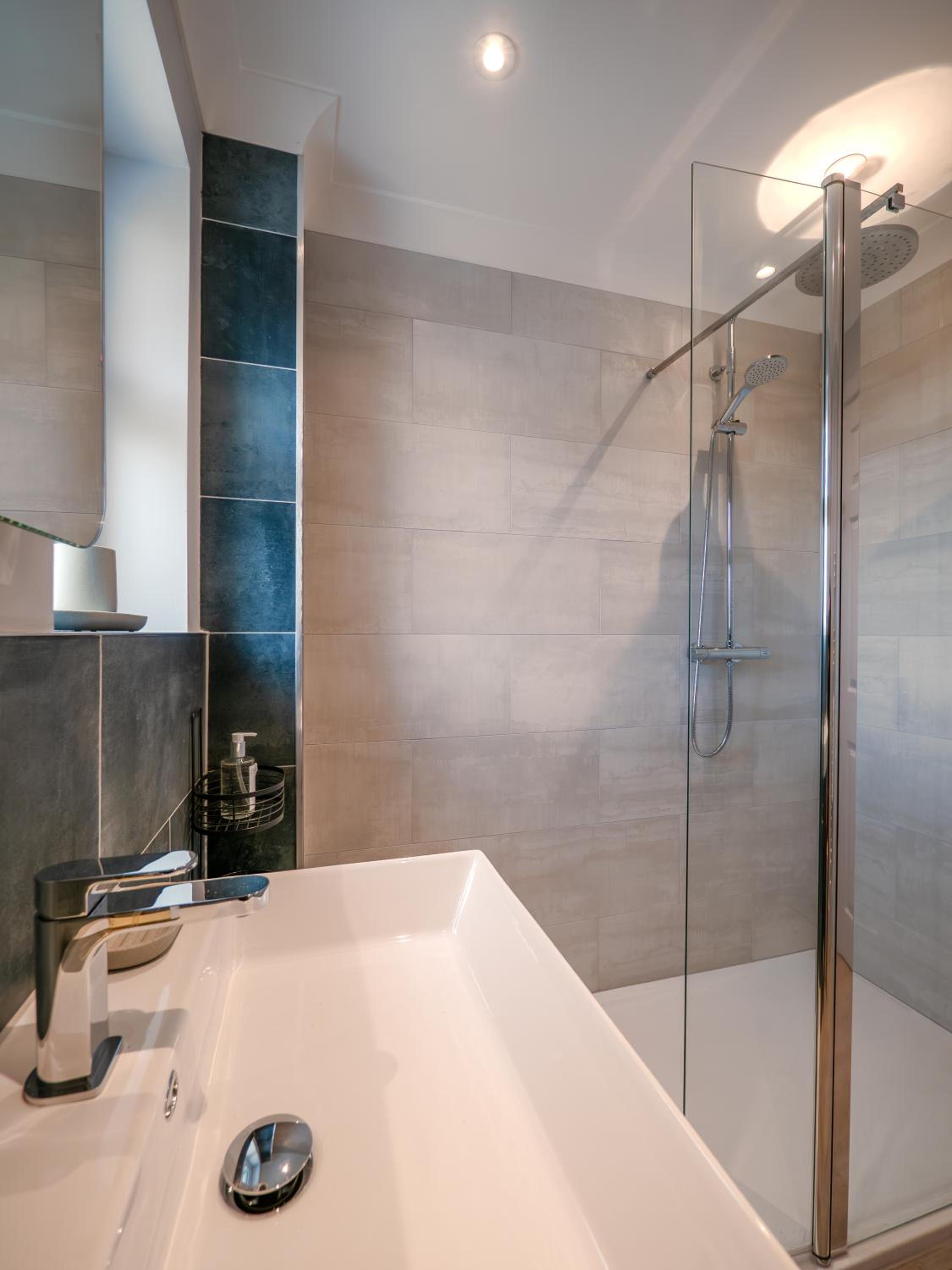 Padstow Escapes - Breakers Holiday Cottage