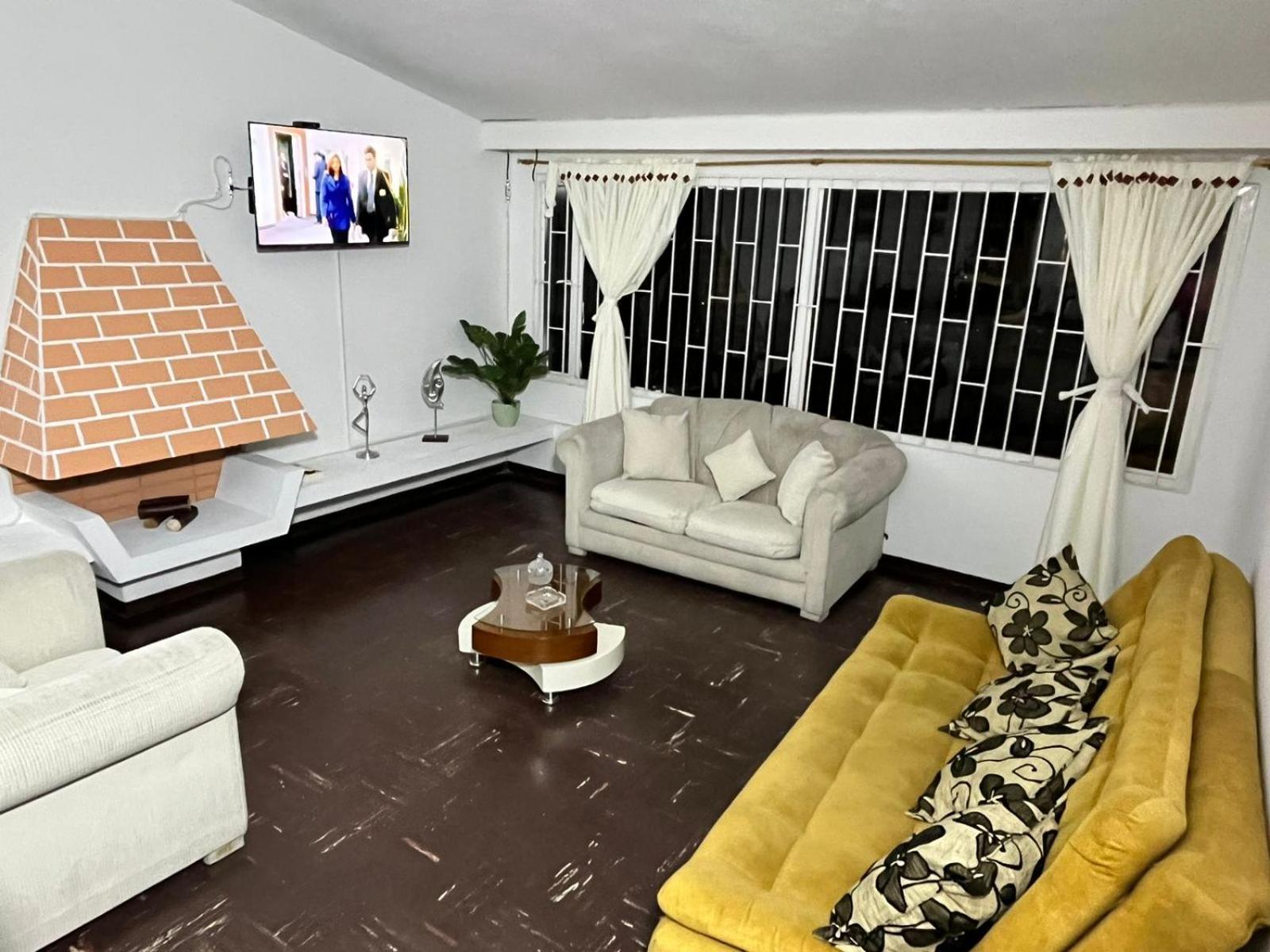 Casa Viajeros a 5 Minutos Del Aeropuerto