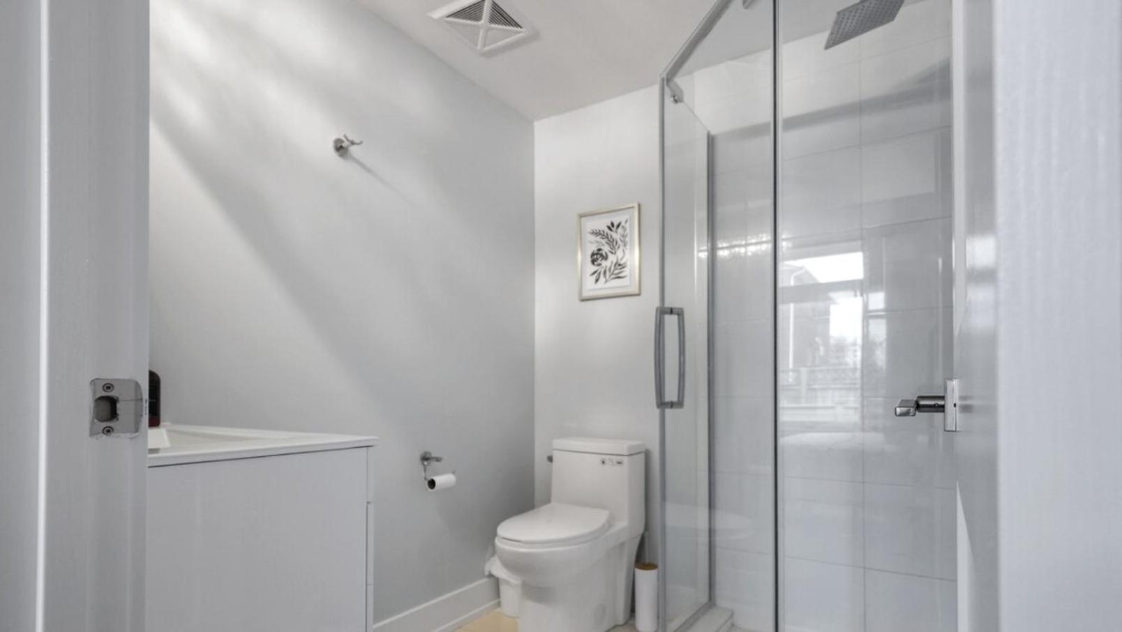 2br Boho Townhouse - Walk To Falls, Free Parking