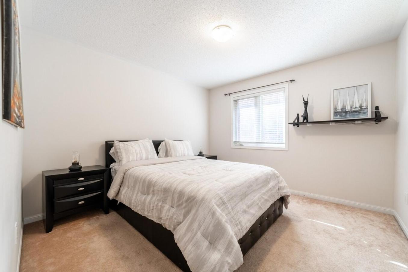4br Near Hilton Falls - Kelso - Gazebo, Workspace