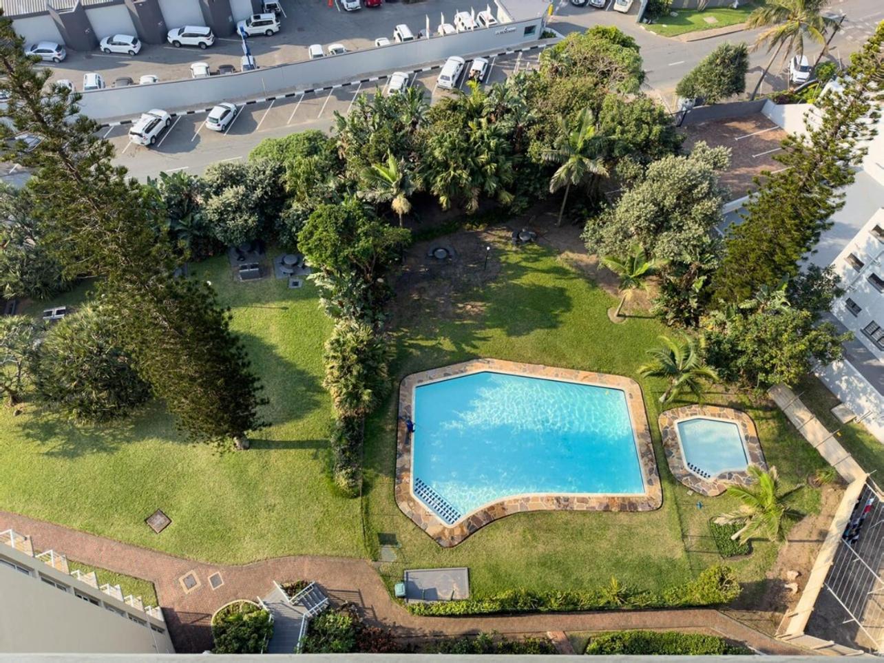 La Ballito Chic Coastal Haven view 4