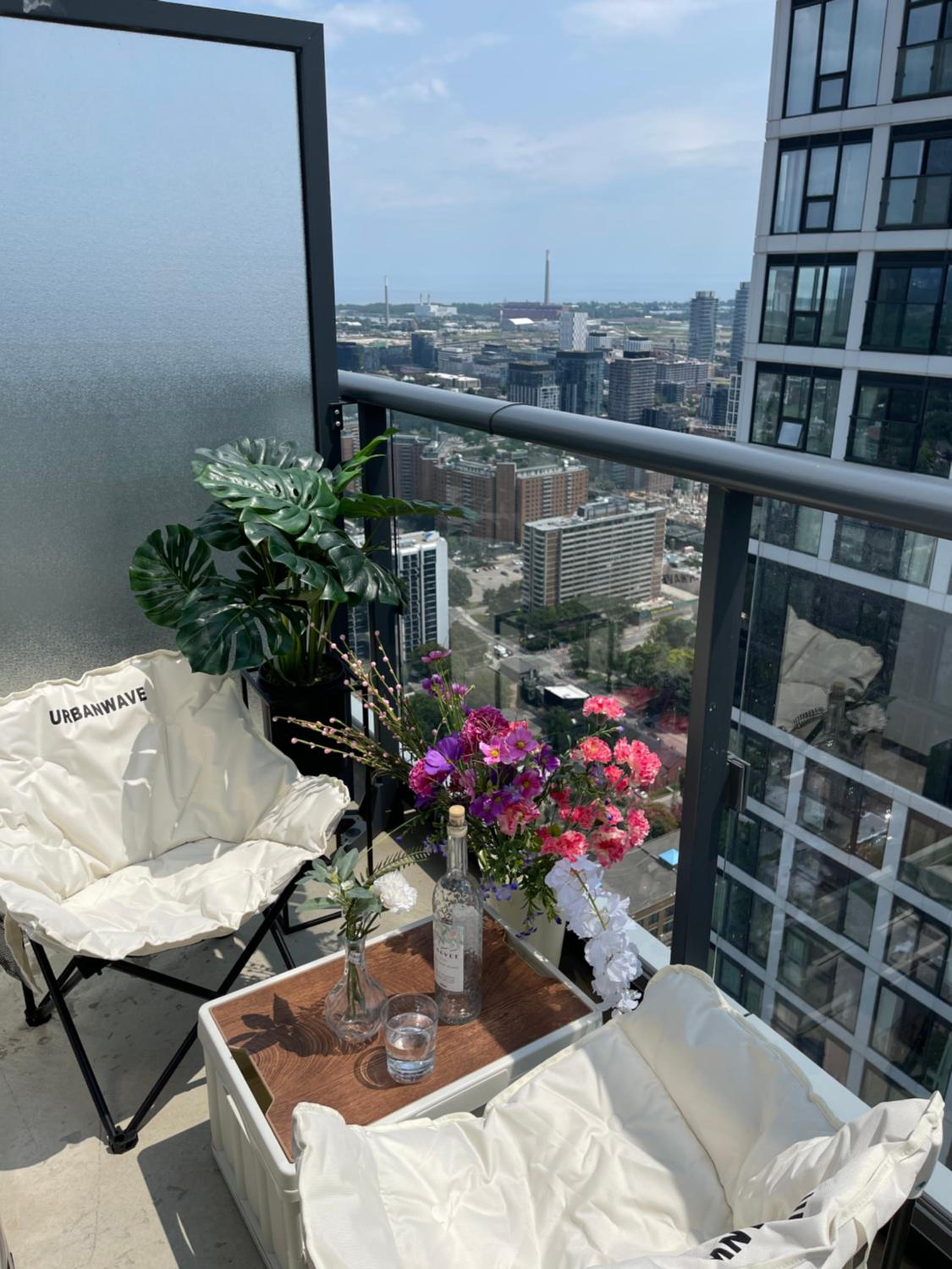 INFIVILLA Boutique Penthouse-Live in the SKY with Amazing Lakeview! Downtown Toronto!B