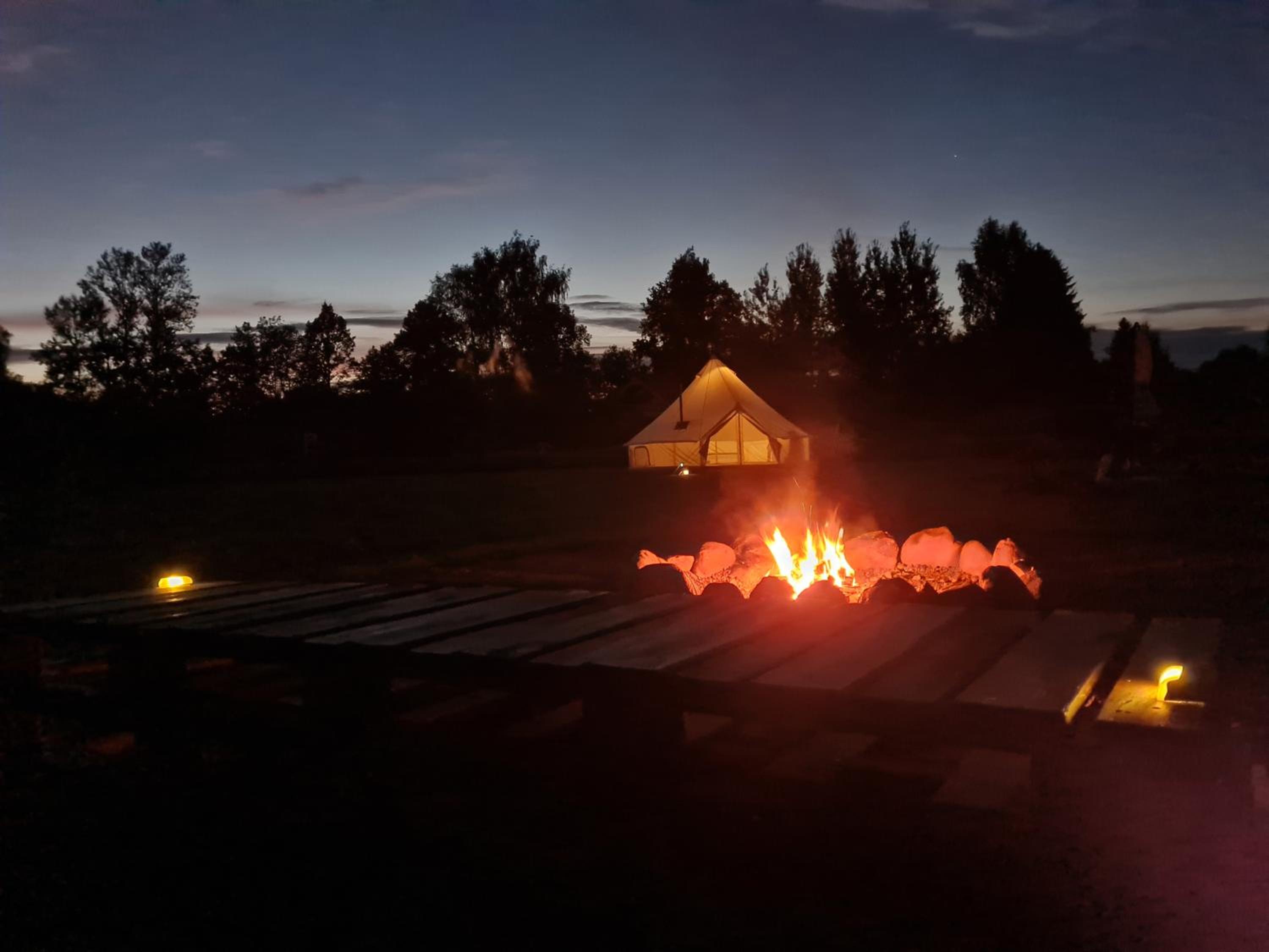 Salomon Glamping