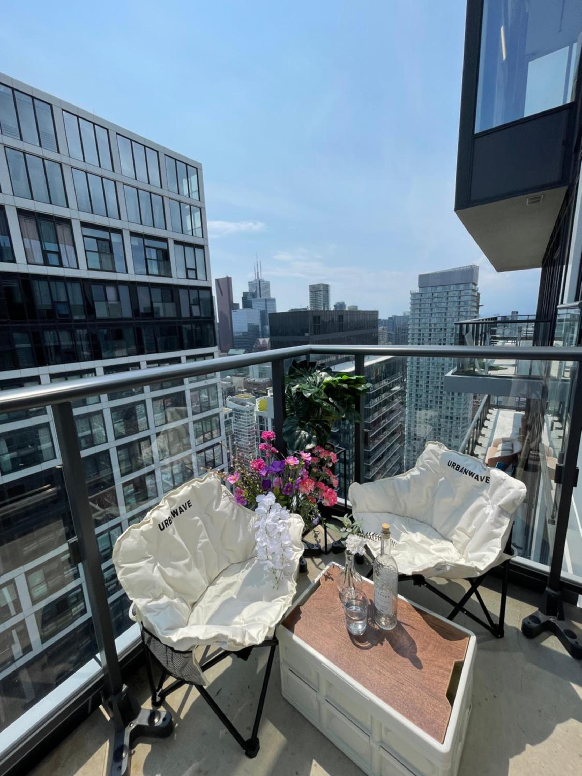INFIVILLA Boutique Penthouse-Live in the SKY with Amazing Lakeview! Downtown Toronto!B