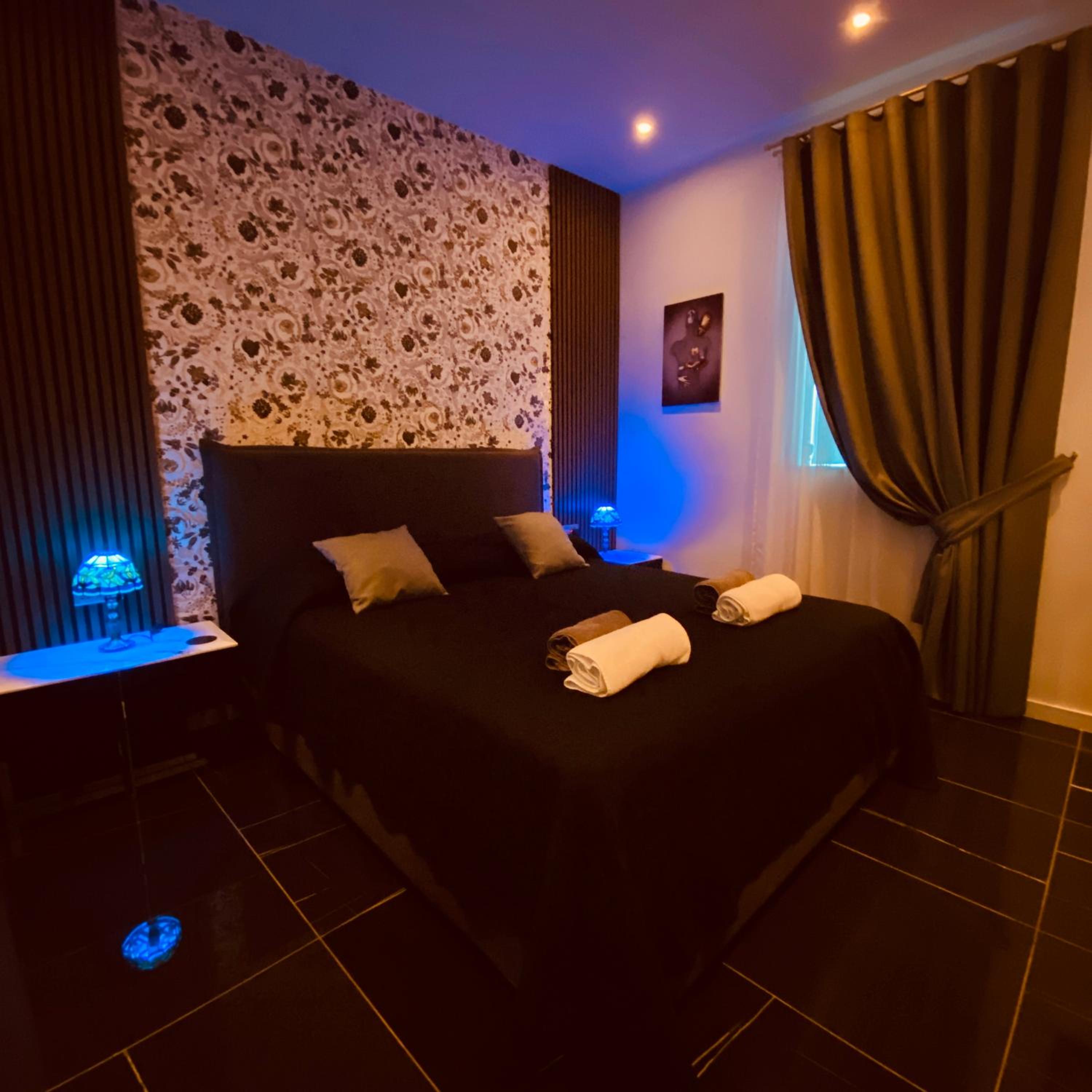 Azure Gold Apartment