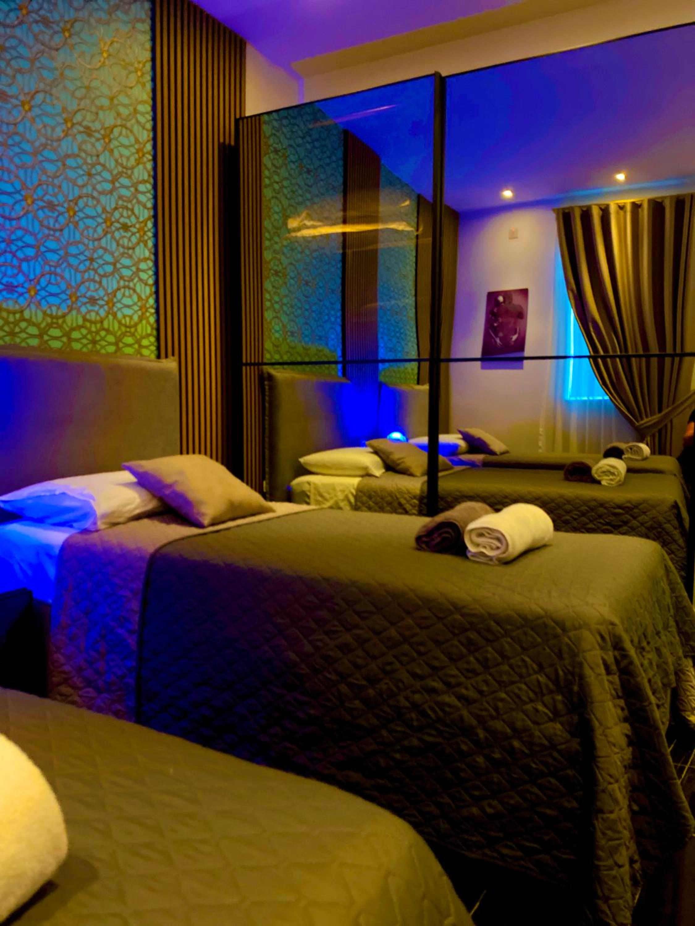 Azure Gold Apartment