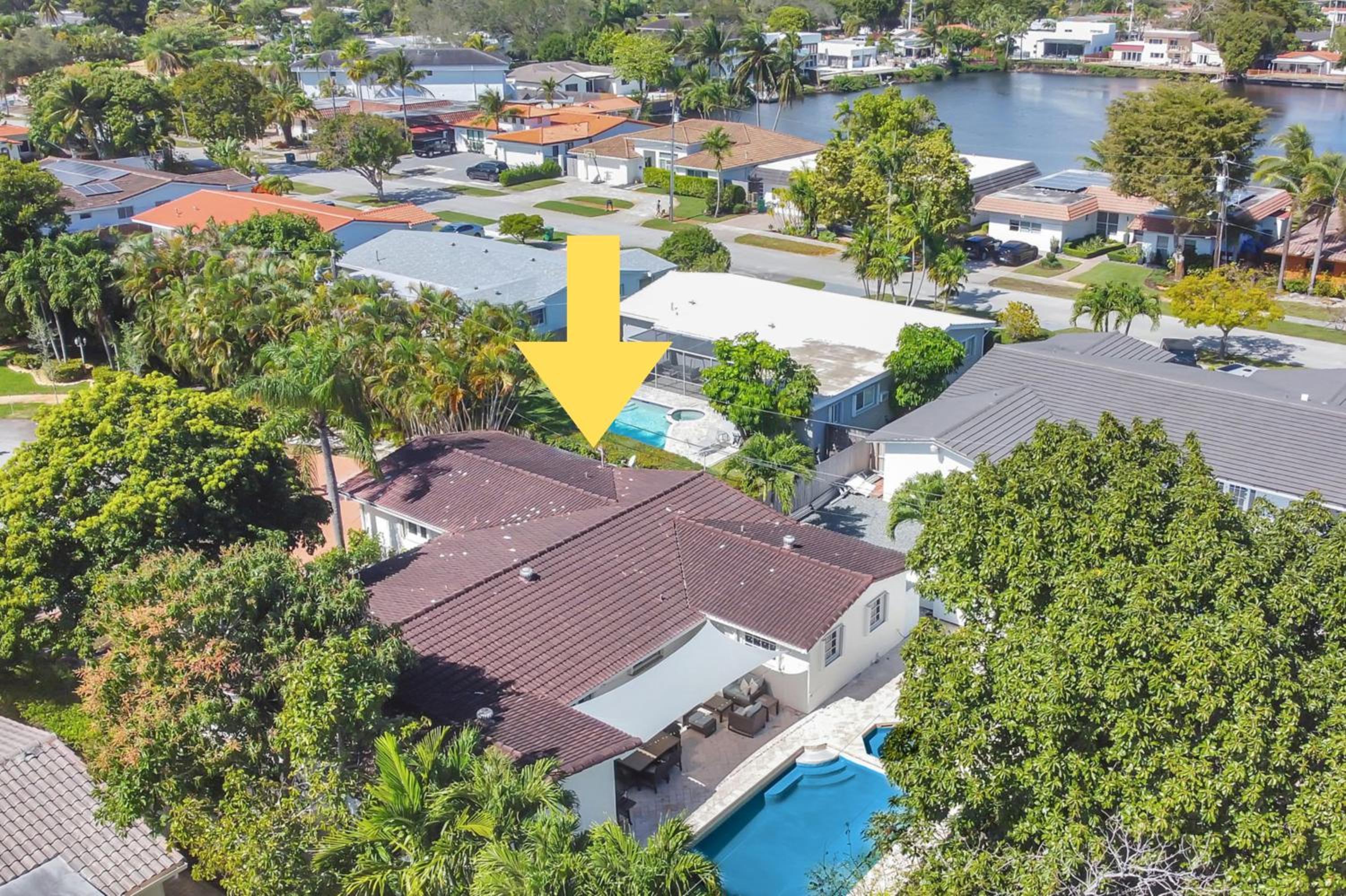 Gated Villa Blanca 5BR 3BA with Heated Pool & BBQ